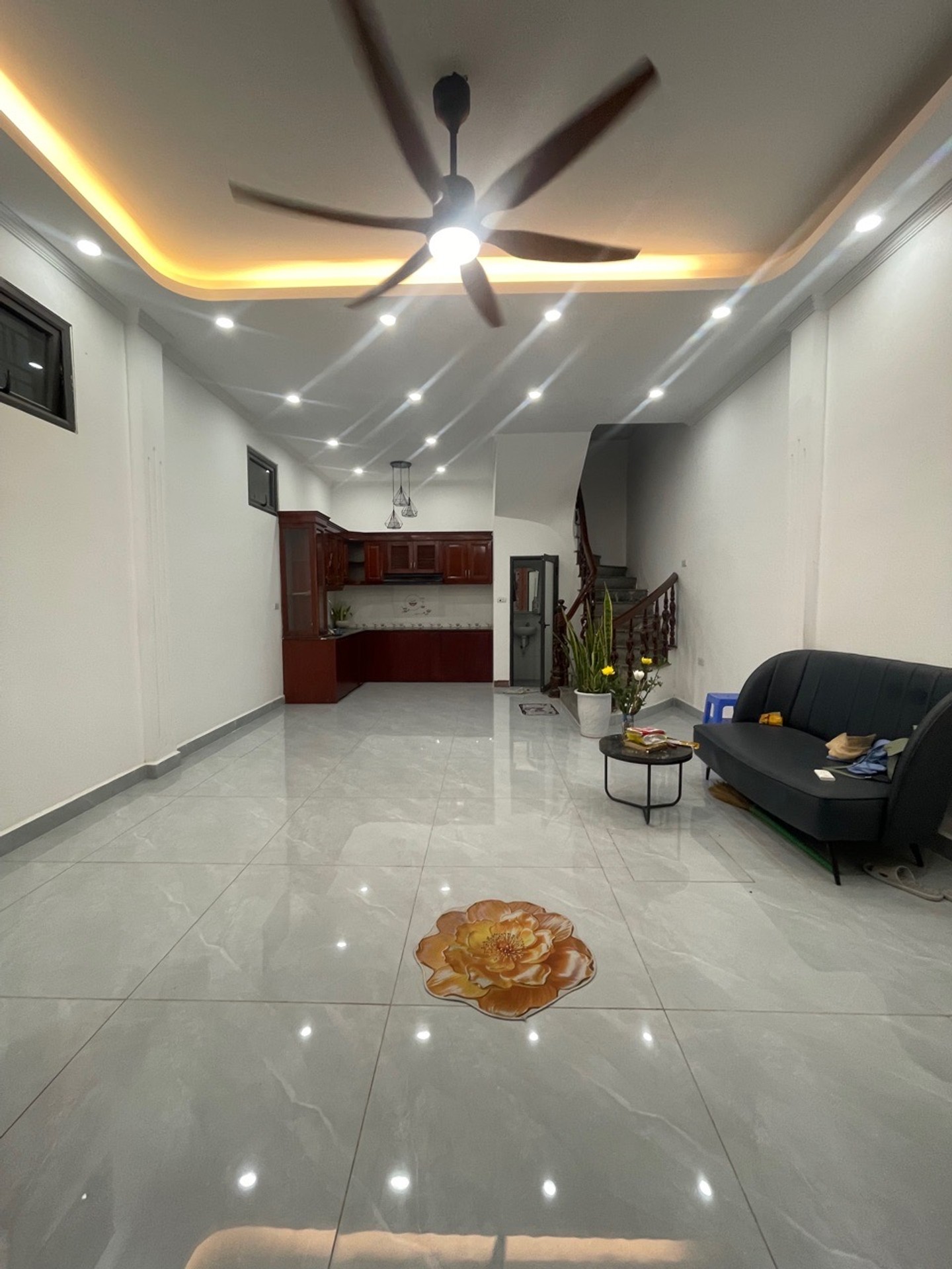 Bán nhà riêng 5 tầng mặt tiền rộng quận Hai Bà Trưng