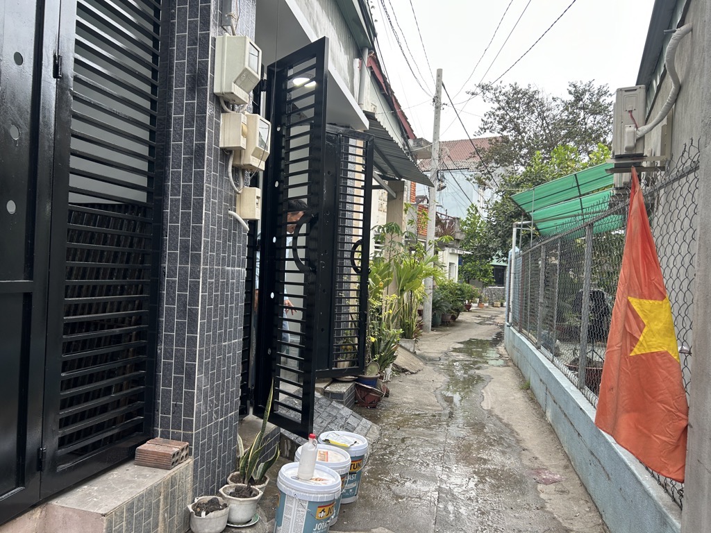 Cơ hội sở hữu nhà 2 tầng mới tại phường Long Bình giá chỉ 3.8 tỷ