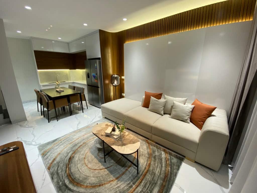 Bán đất tặng nhà phố Lê Trọng Tấn 2 tầng 50m² vỉa hè, oto, kinh doanh. giá tốt