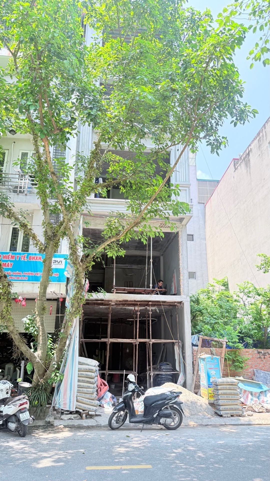 Nhà riêng 7 tầng trung tâm Việt Hưng - không gian sống đẳng cấp và thuận tiện