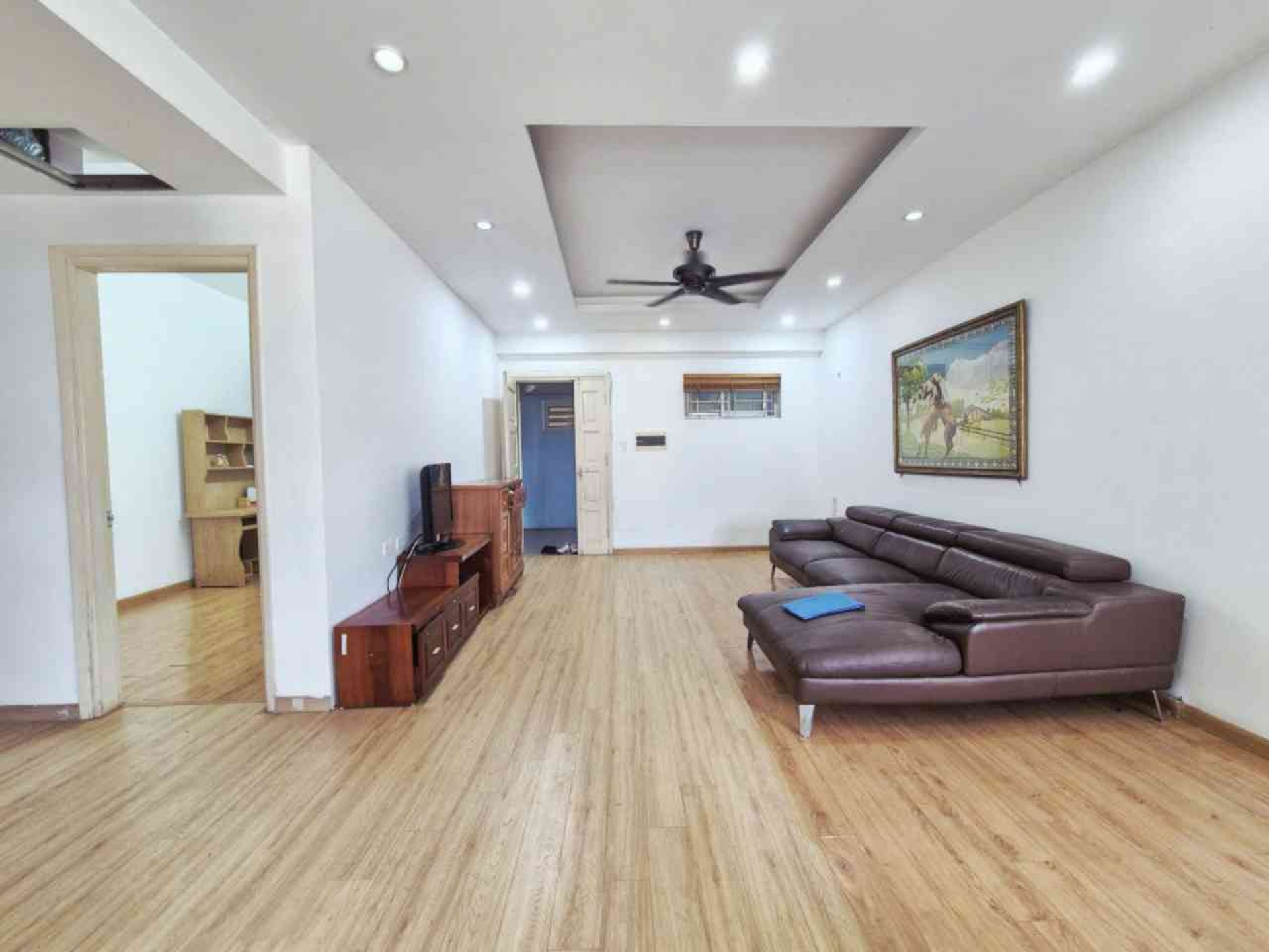 Bán căn hộ 3 phòng ngủ toà HH2 Bắc Hà, căn góc, diện tích 116m2, pháp lý đầy đủ giá 7,42 tỷ