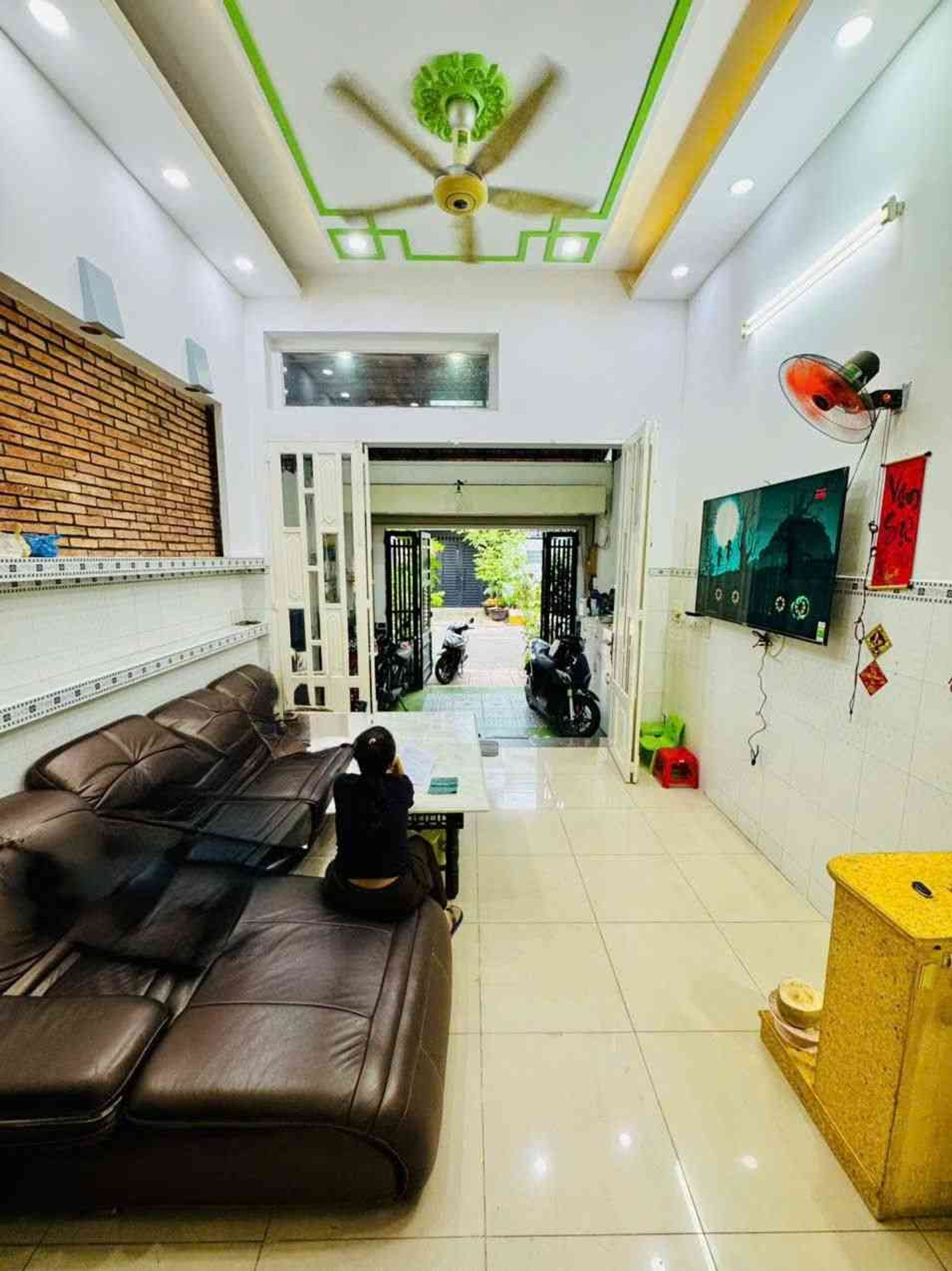 SIÊU PHẨM MẶT TIỀN VIP KHU HỌ LÊ - TÂN PHÚ - 4 TẦNG LỆCH TẦNG HIỆN ĐẠI - NỞ HẬU TÀI LỘC
