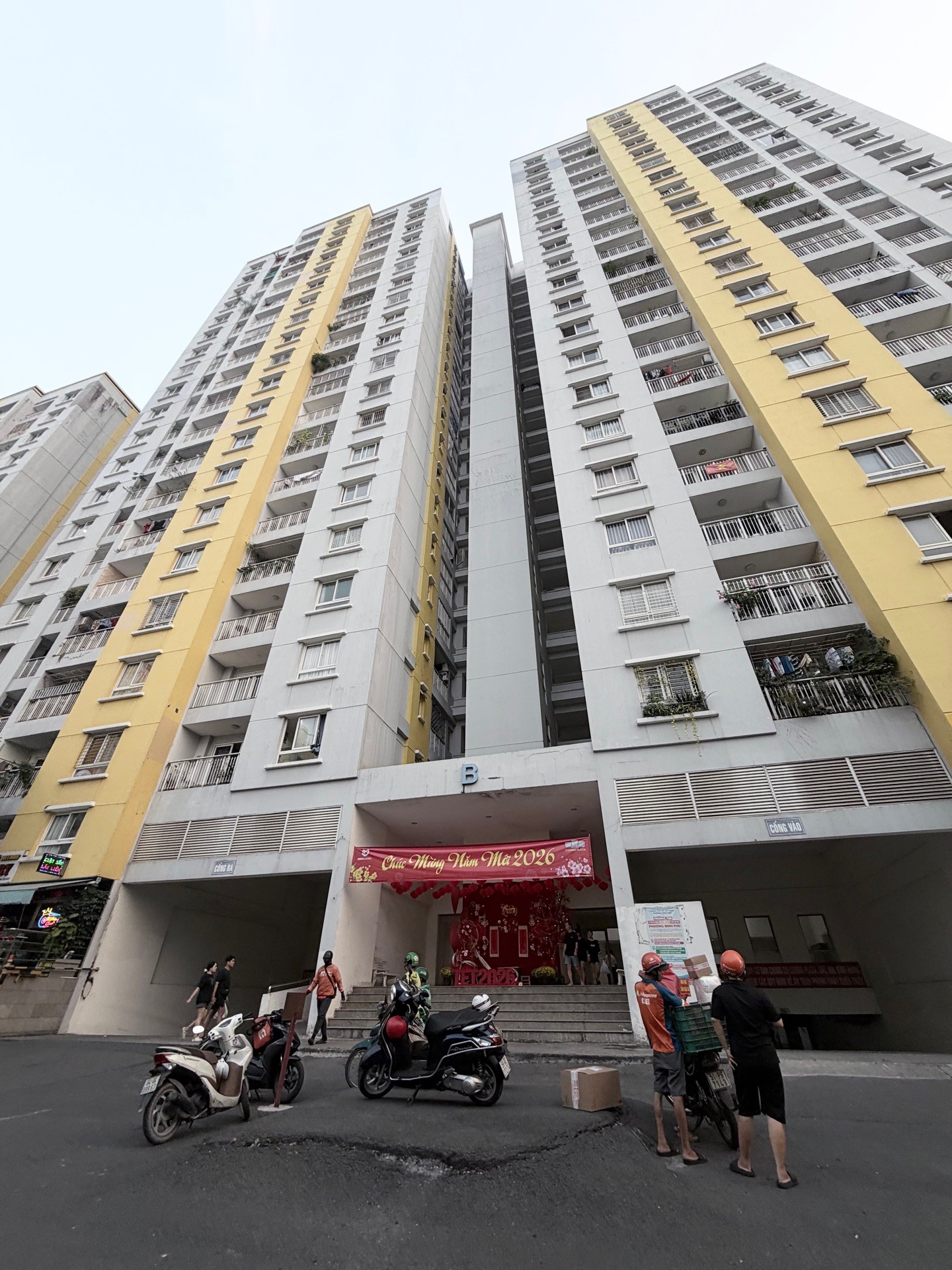Bán Shophouse chung cư Carina, Võ Văn Kiệt, Q.8 - 3pn 3wc chỉ 8ty750