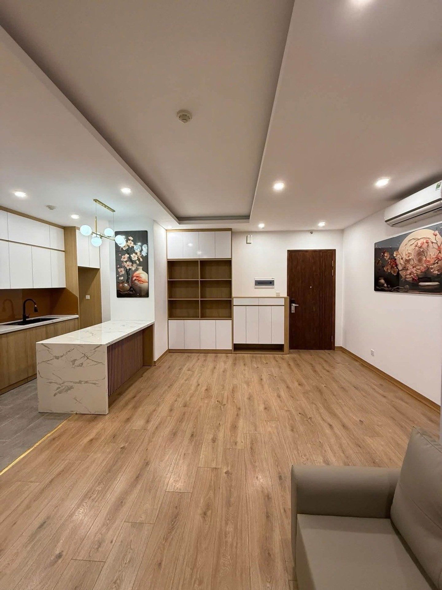 Bán căn hộ chung cư 2 phòng ngủ tại Triều Khúc, Thanh Xuân, đầy đủ nội thất, pháp lý rõ ràng