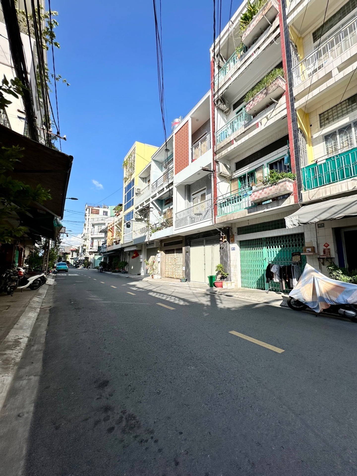 🏡 NHÀ 2 TẦNG BTCT – MT HỒNG BÀNG- Q11 – 8.3 TỎI
📍 Sát mặt tiền, hẻm 10m thông. Gần cầu vượt Cây G