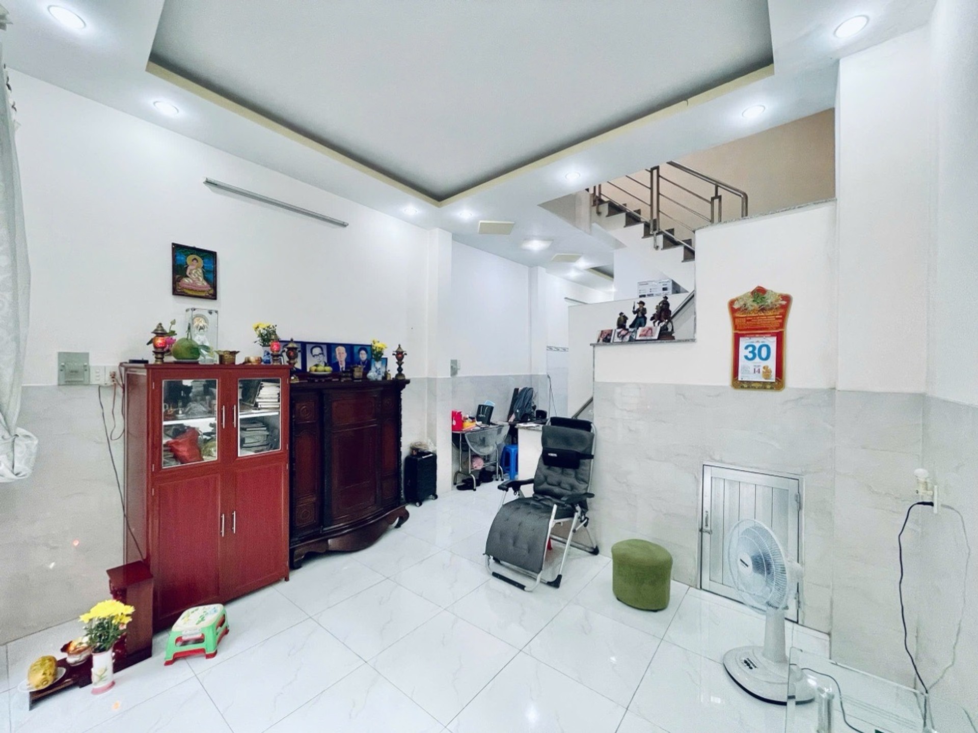 Bán nhà riêng 3 tầng 46m² phường Tân Sơn Nhất gần Metro số 2