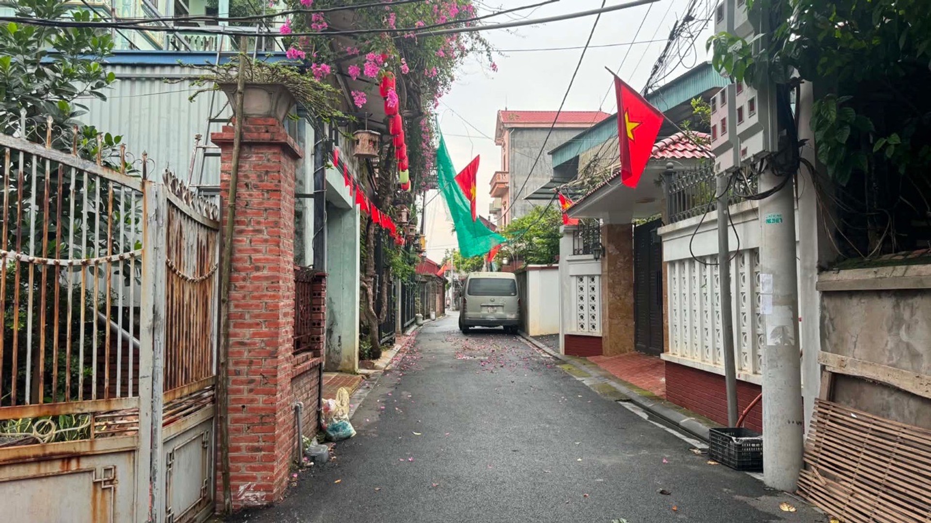 Bán đất Phúc Thịnh Vân Nội Đông Anh đường thông oto giá hơn 4 tỷ