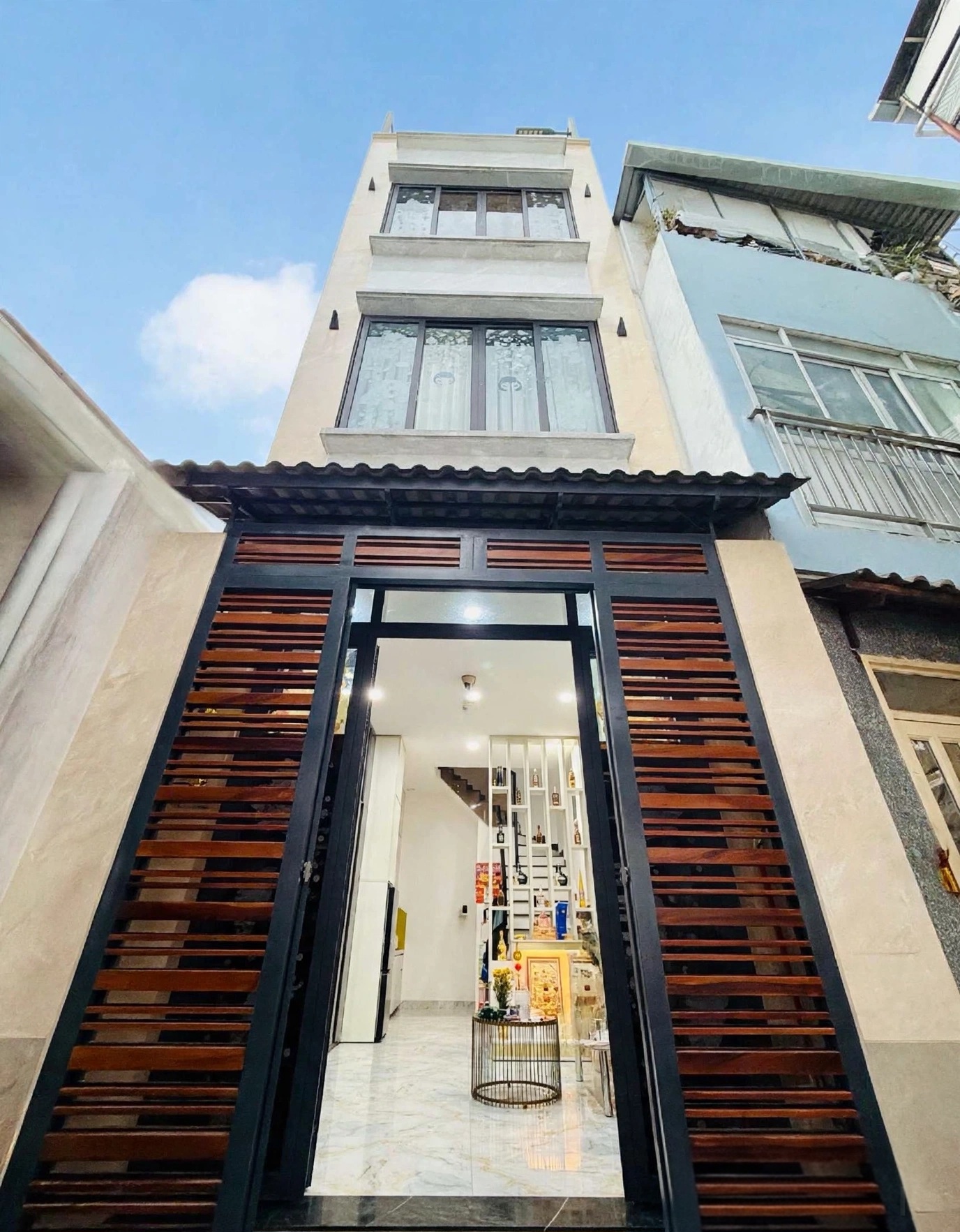 TRUC TÔN ĐẢN - 4 TẦNG - NHỈNH 4 TỶ - FULL NỘI THẤT - NỞ HẬU