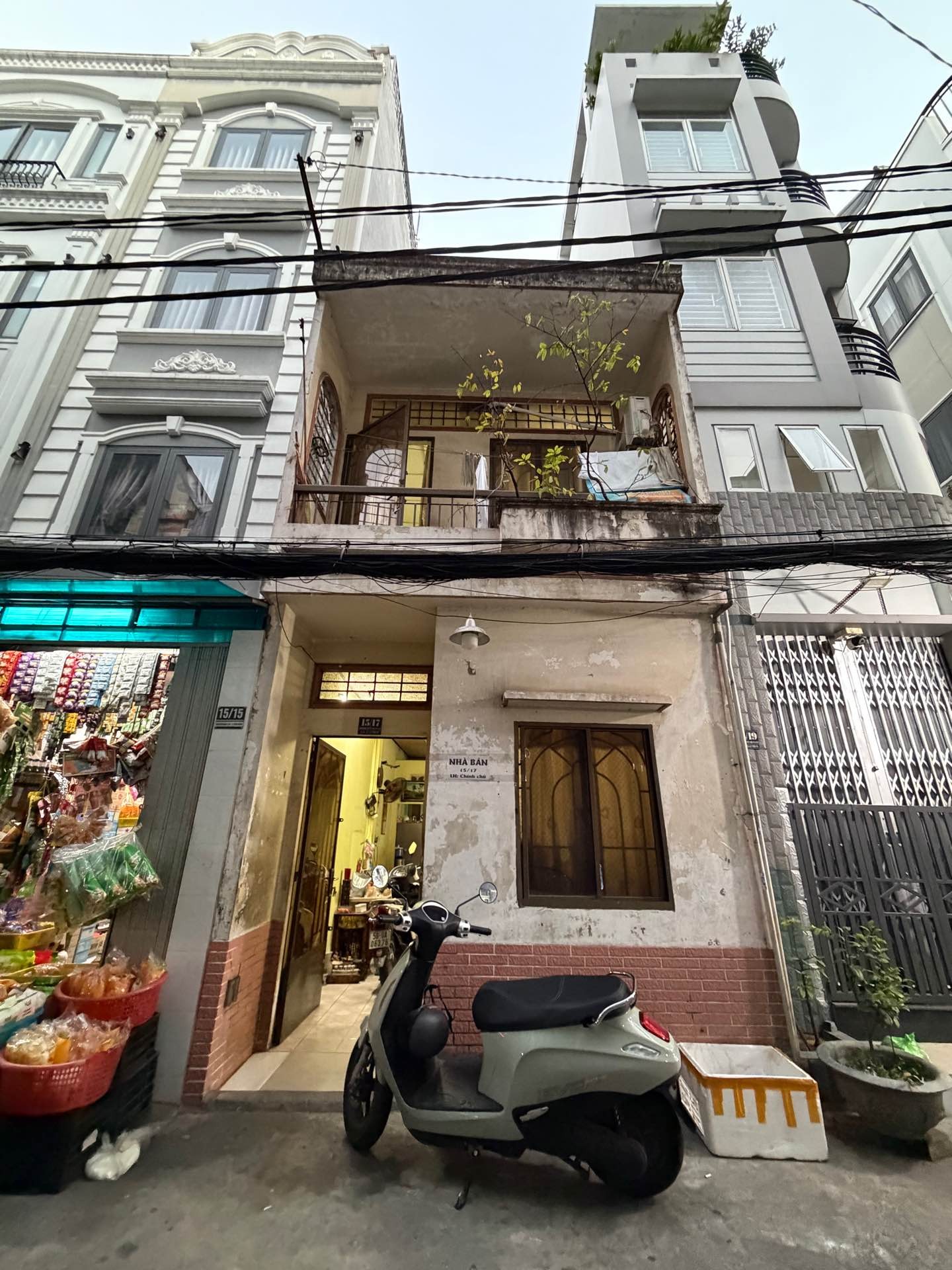 Nhà 2 tầng Nguyễn Ngọc Lộc - Đầu tư sinh lời ngay trung tâm Quận 10