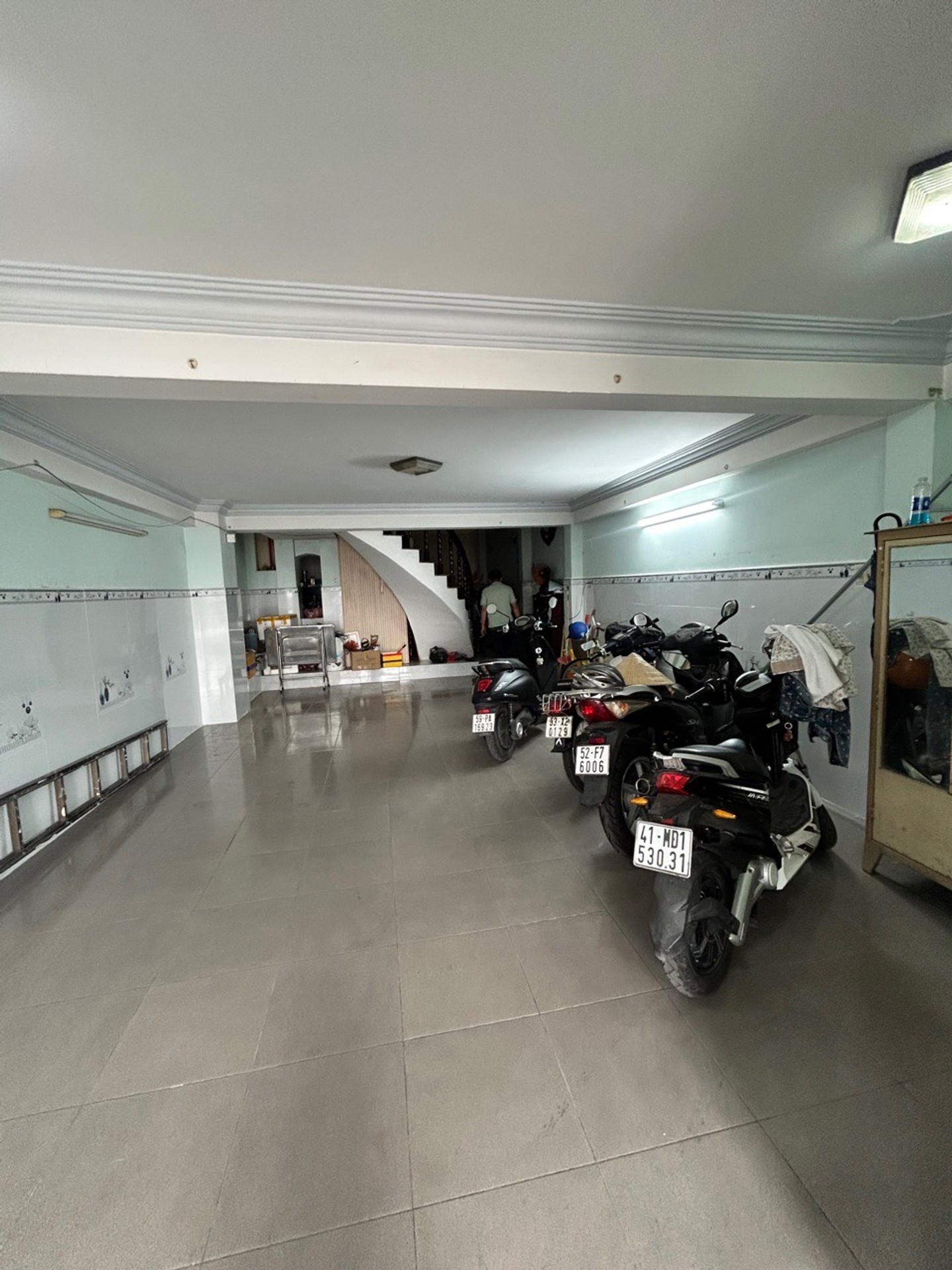 Nhà mặt tiền kinh doanh siêu hiếm gần sân bay Tân Sơn Nhất