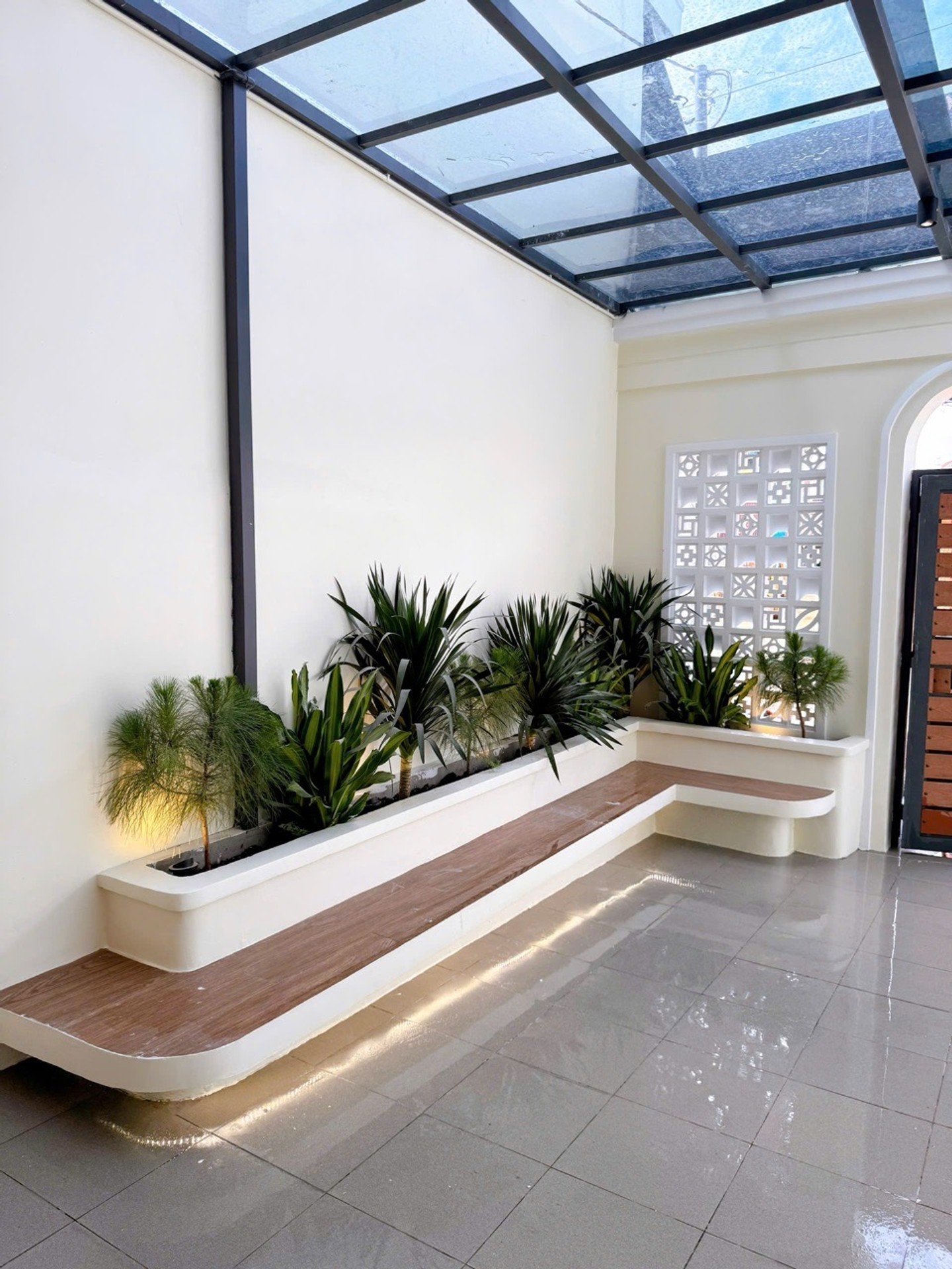 Homestay 25 phòng hiện đại, cam kết thuê 1,8 tỷ/năm