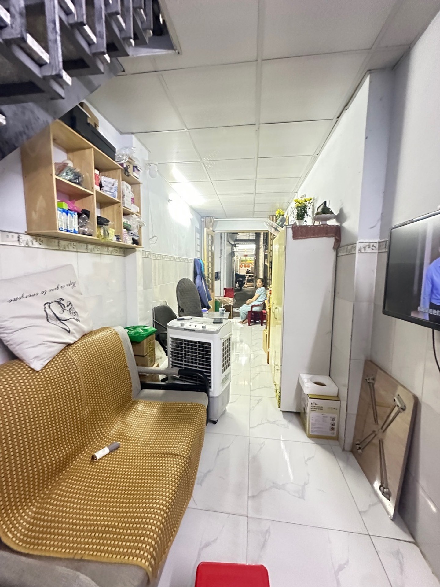 BÁN NHÀ GẦN CHỢ BÀ CHIỂU - DT GẦN 30m2 2PHÒNG NGỦ CHỈ NHỈNH 3ty
