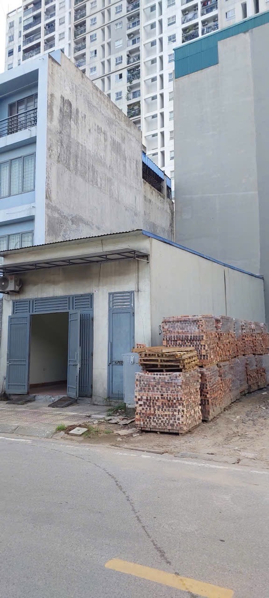 BÁN ĐẤT PHÚC LỢI 79,4M2- MT 5.5m- VỈA HÈ, Ô TÔ TRÁNH - CẠNH HỒ ĐIỀU HÒA - 23 Tỷ