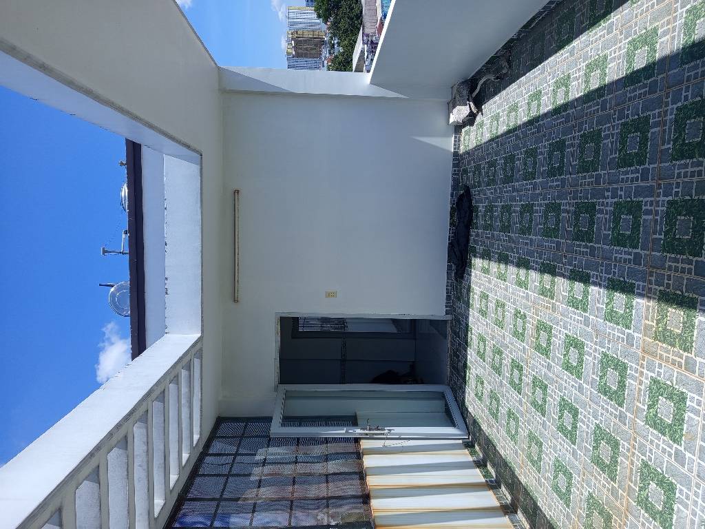 Bán nhà gần cầu Chả Và, nhà mặt tiền view sông 5 tầng, 68m2, giá 7,95 tỷ