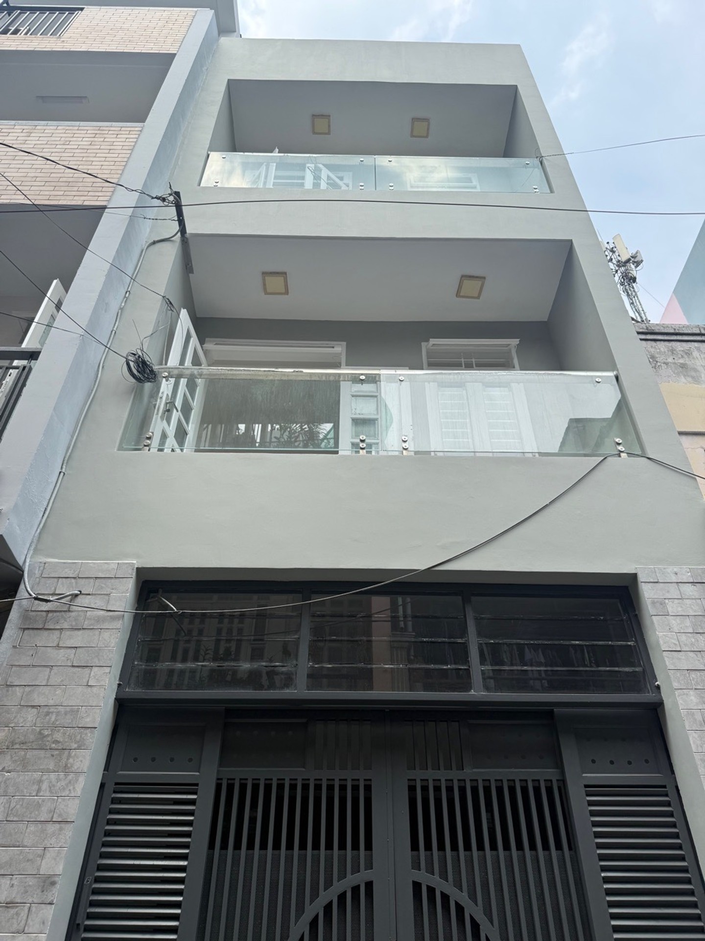 Nhà hẻm xe hơi Lê Trọng Tấn, Tân Phú - 4PN, gần ĐH Công Thương