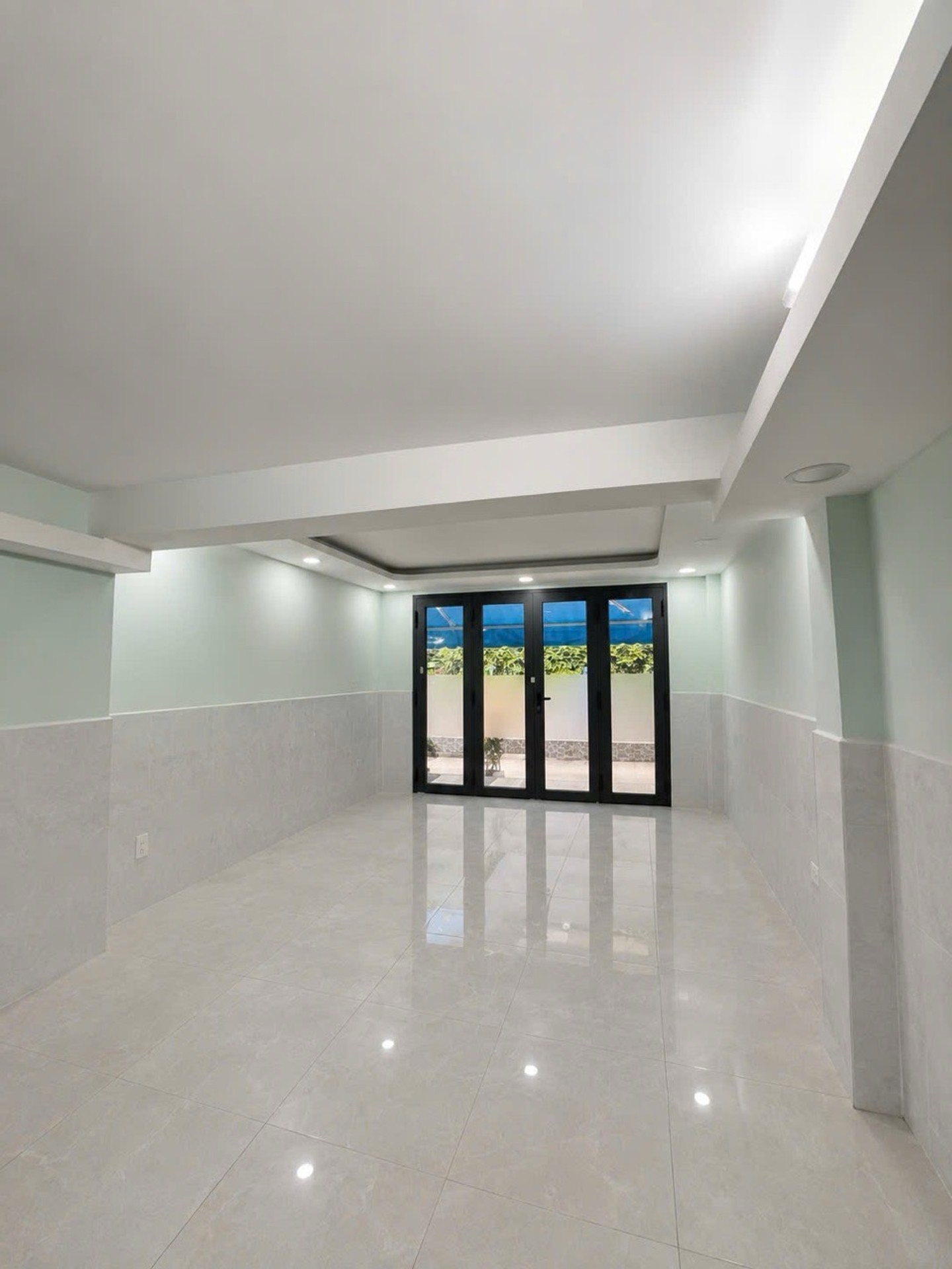 NHÀ MINH PHỤNG 1/- HẺM OTO THÔNG- NGAY CHỢ BÌNH THỚI