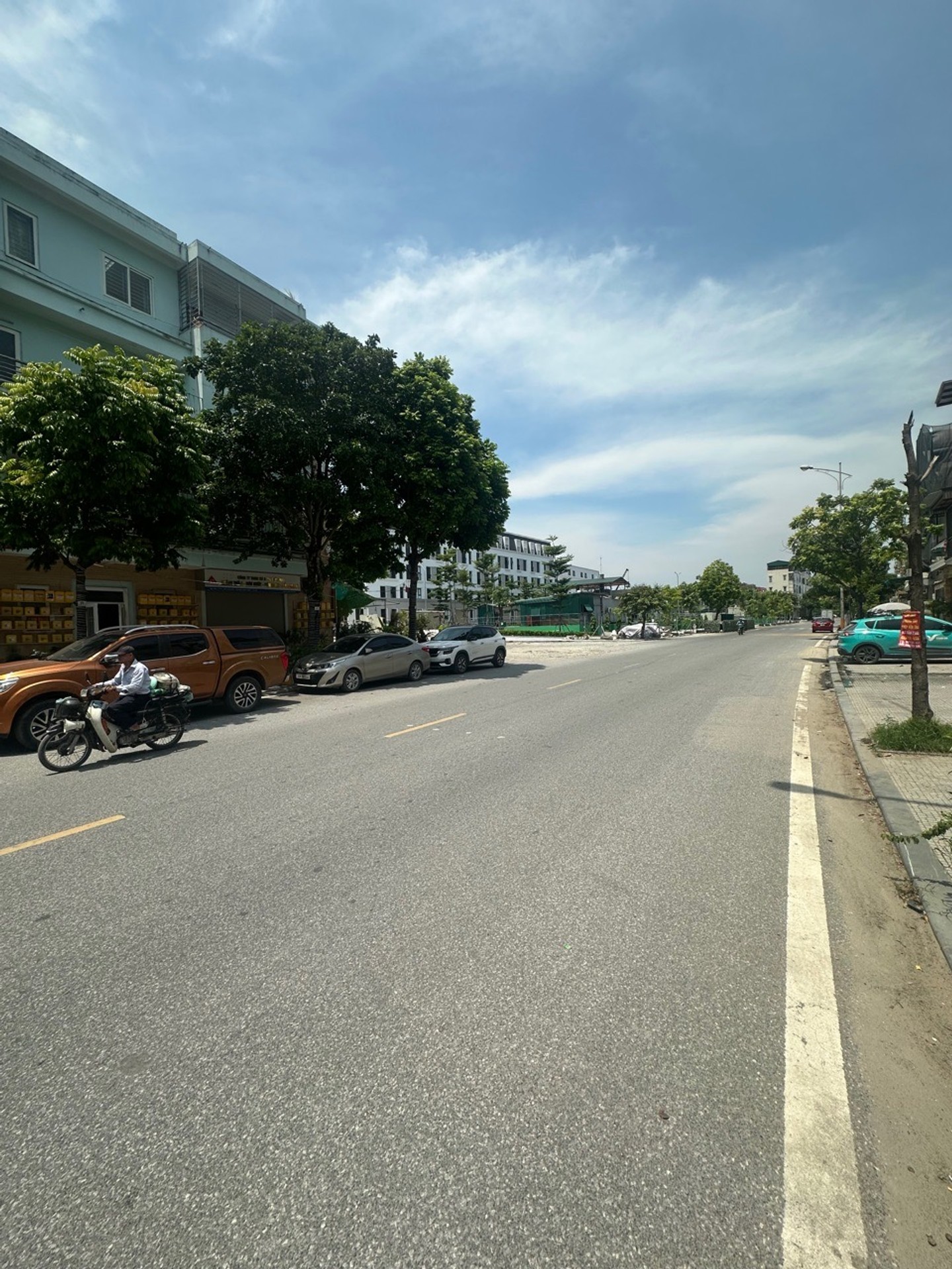 Liền kề Văn Phú đẳng cấp với không gian kinh doanh tinh tế 90m2, 5 tầng, Kinh Doanh, Ôto