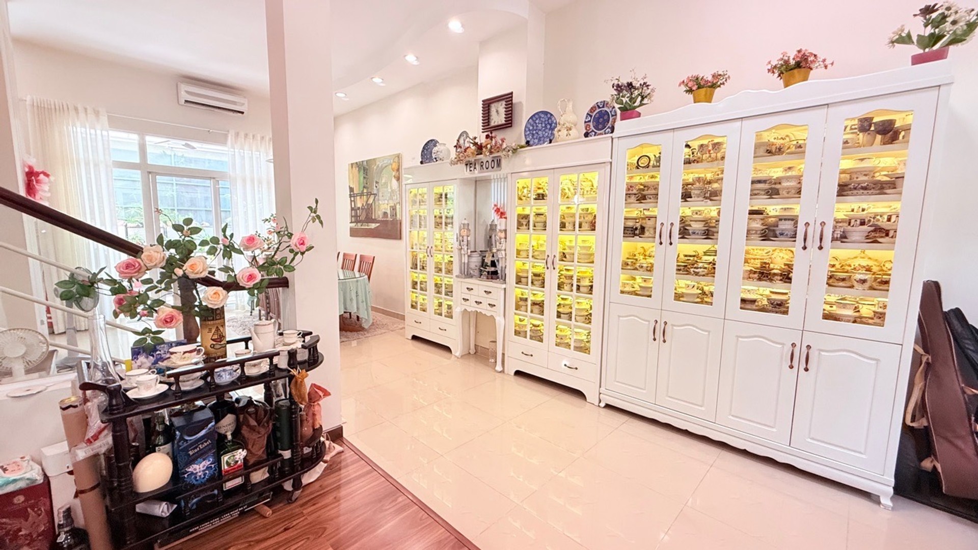 🔥 NHÀ 3 TẦNG HƯNG THÁI 1 – PHÚ MỸ HƯNG Q7

 ngang 7m x 18m