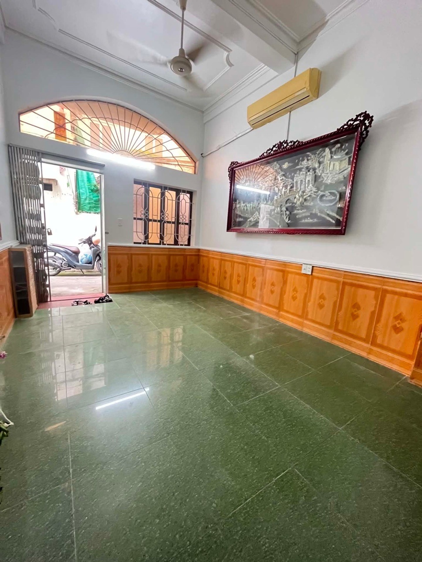 Nhà phố An Đà 2 tầng, ngõ rộng thuận tiện đi lại