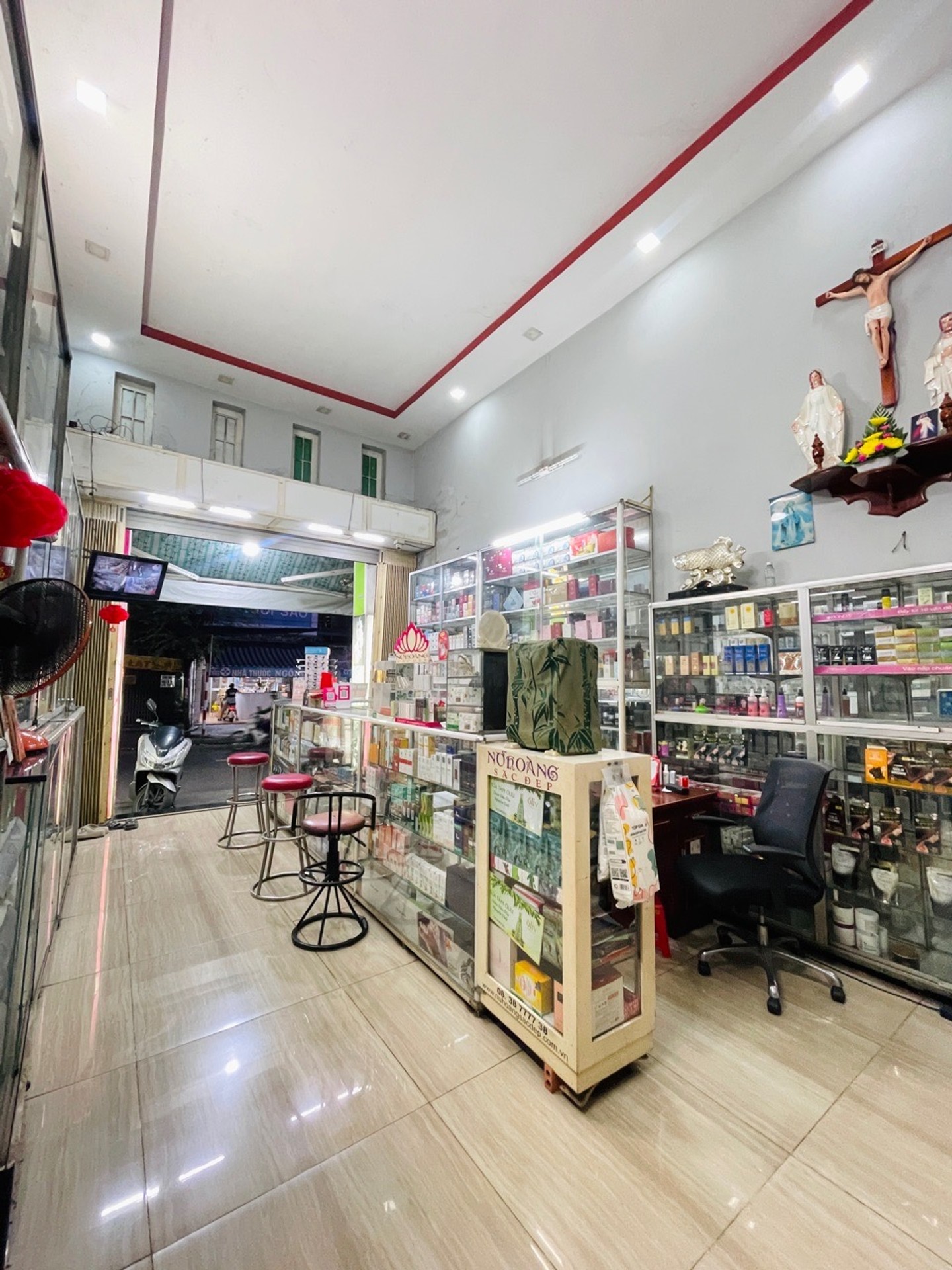 🔥 MẶT TIỀN CHỢ NGUYỄN VĂN QUÁ Q12 – KINH DOANH SẦM UẤT – 84M² – NỞ HẬU 4.5M – DÒNG TIỀN 18TR/THÁNG