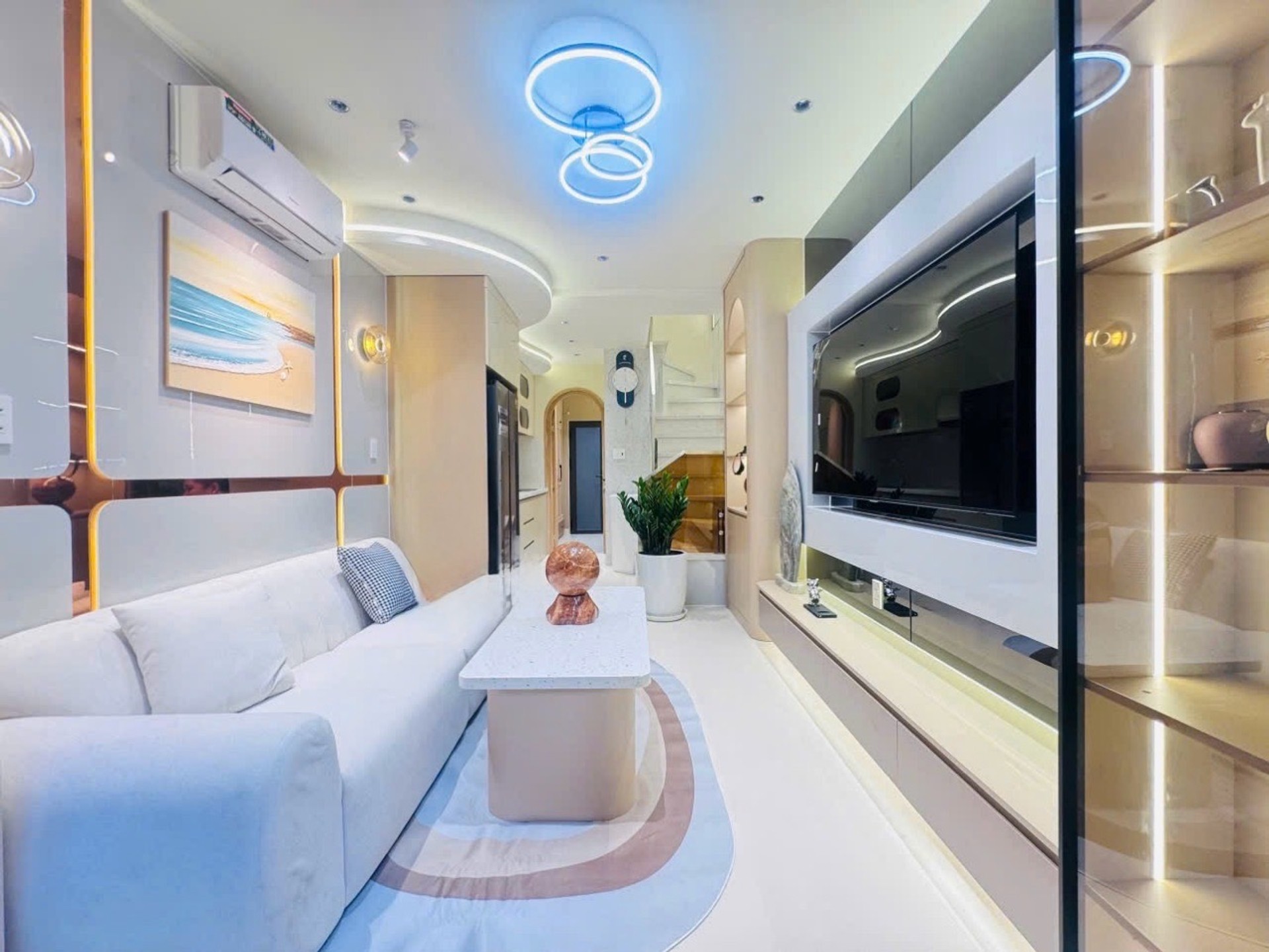Nhà mới Phan Xích Long 2 tầng giá tốt, vào ở ngay, nội thất cao cấp, 26m2, nhỉnh 5 tỷ