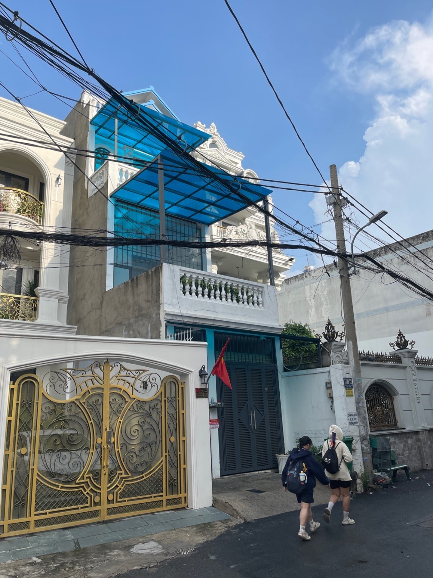 Nhà dịch vụ 13 phòng khu Quang Trung, lợi nhuận ngay 40 triệu/tháng