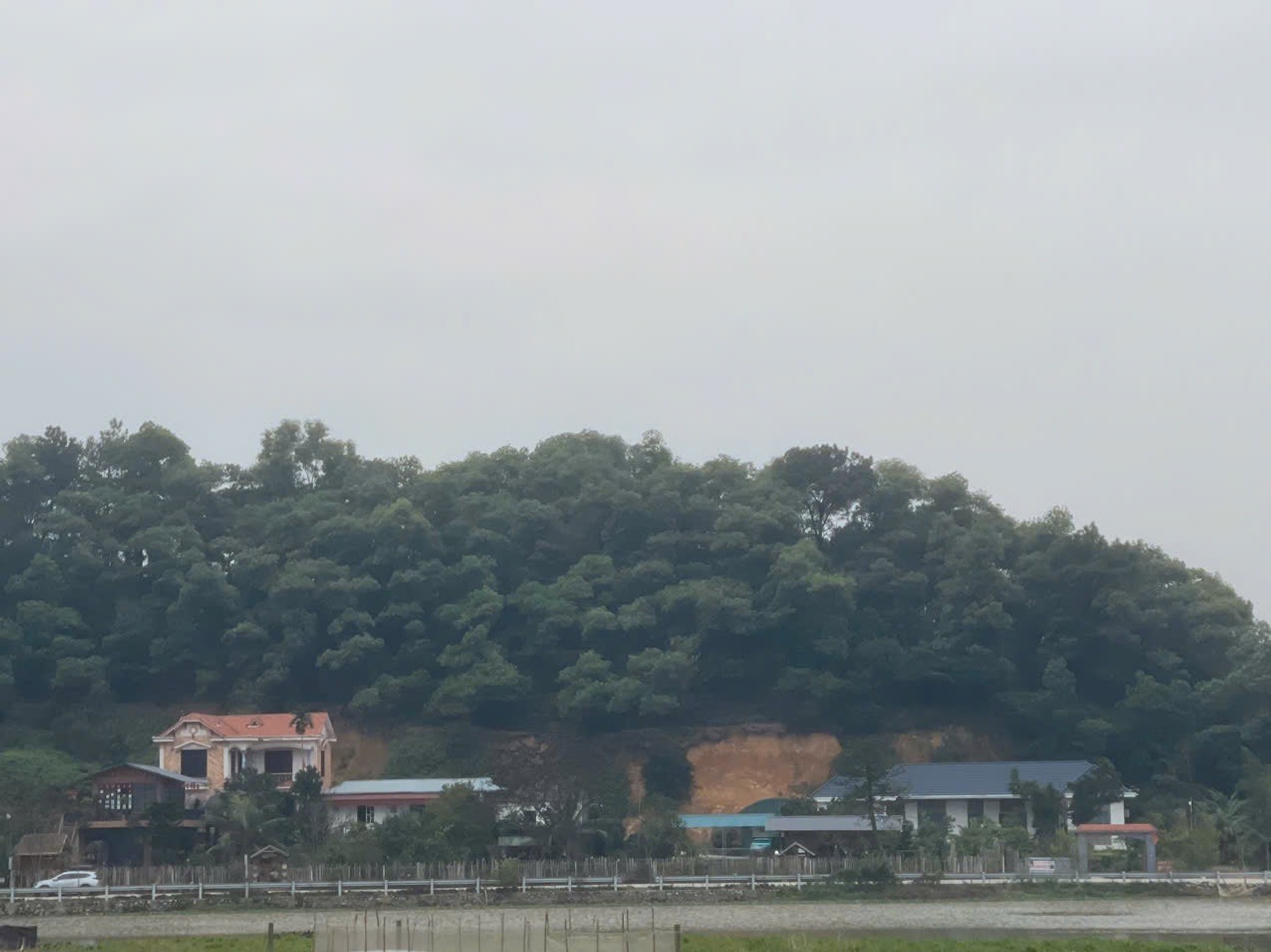 Đất siêu rộng mặt tiền, xây villa sang chảnh tại Sóc Sơn