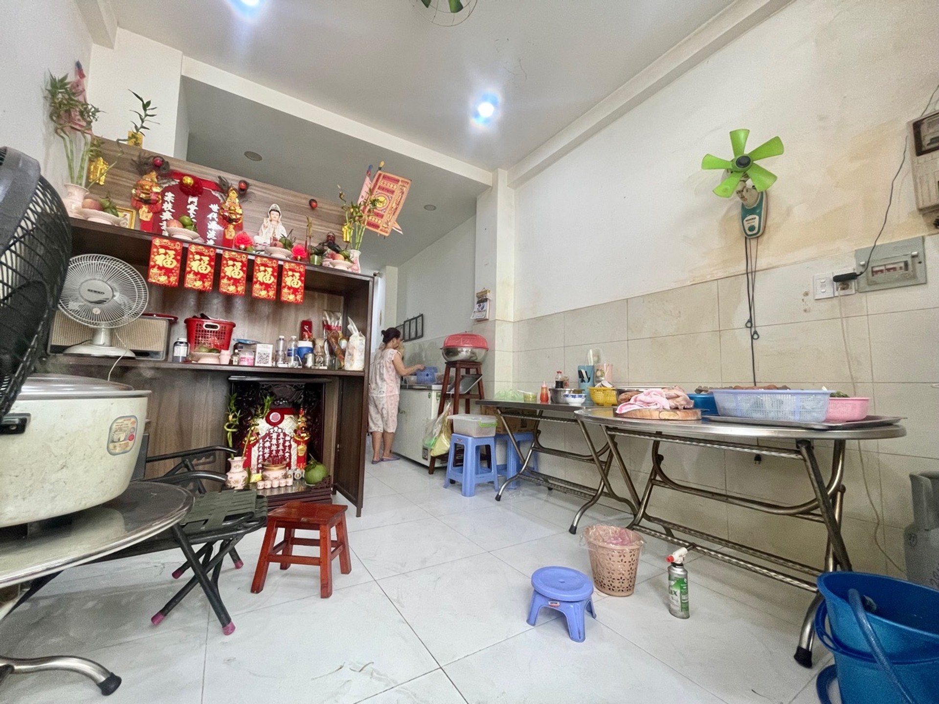 NHÀ HẺM XE HƠI 2 TẦNG ÂU CƠ - 3.5x11 - KHU KINH DOANH SẦM UẤT - NGAY TRUNG TÂM TÂN BÌNH - HOÀN CÔNG