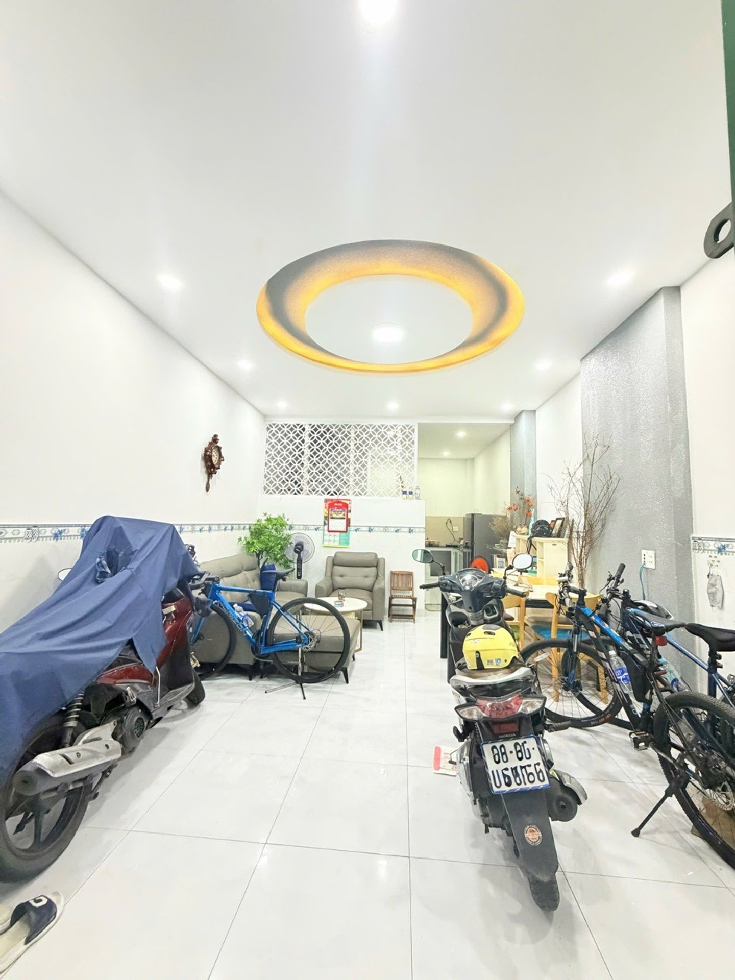 44M2-2Tầng-ngang4.4m-4.6tỷ
vị trí lạc long quân-phường bảy hiền-tphcm