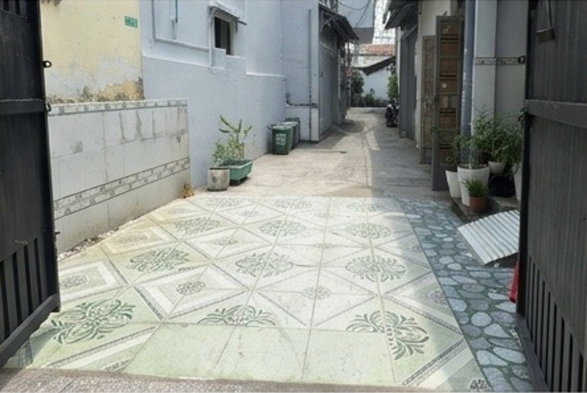 💥 HẺM Ô TÔ VÀO NHÀ – 4 TẦNG – NGAY PHAN VĂN HỚN – GẦN TRƯỜNG CHINH – 88.6M² – CHỈ 7.7 TỶ