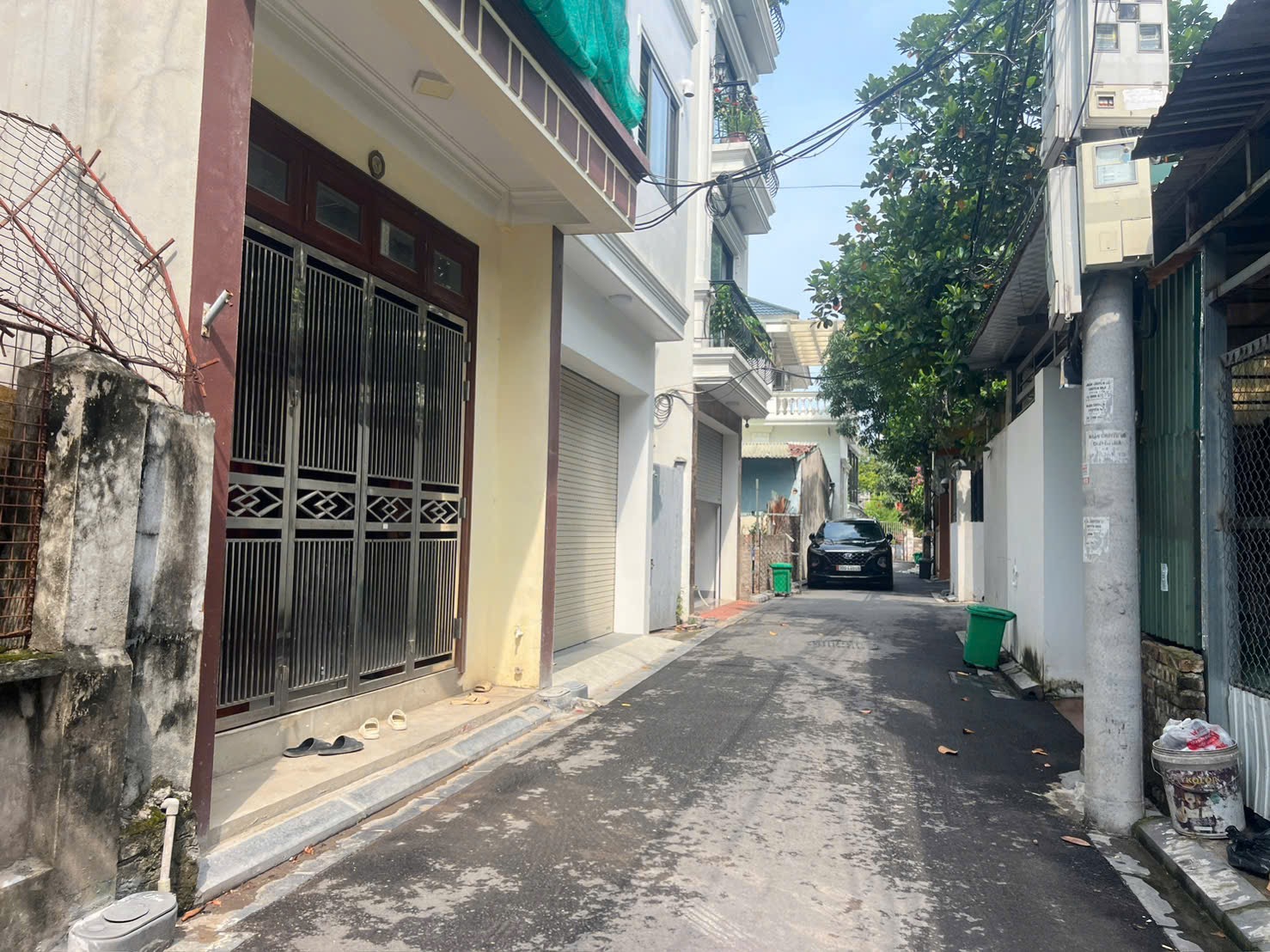 SÁT ĐƯỜNG VÕ VĂN KIỆT GẦN DỰ ÁN UBANCITY Ô TÔ VÀO ĐẤT