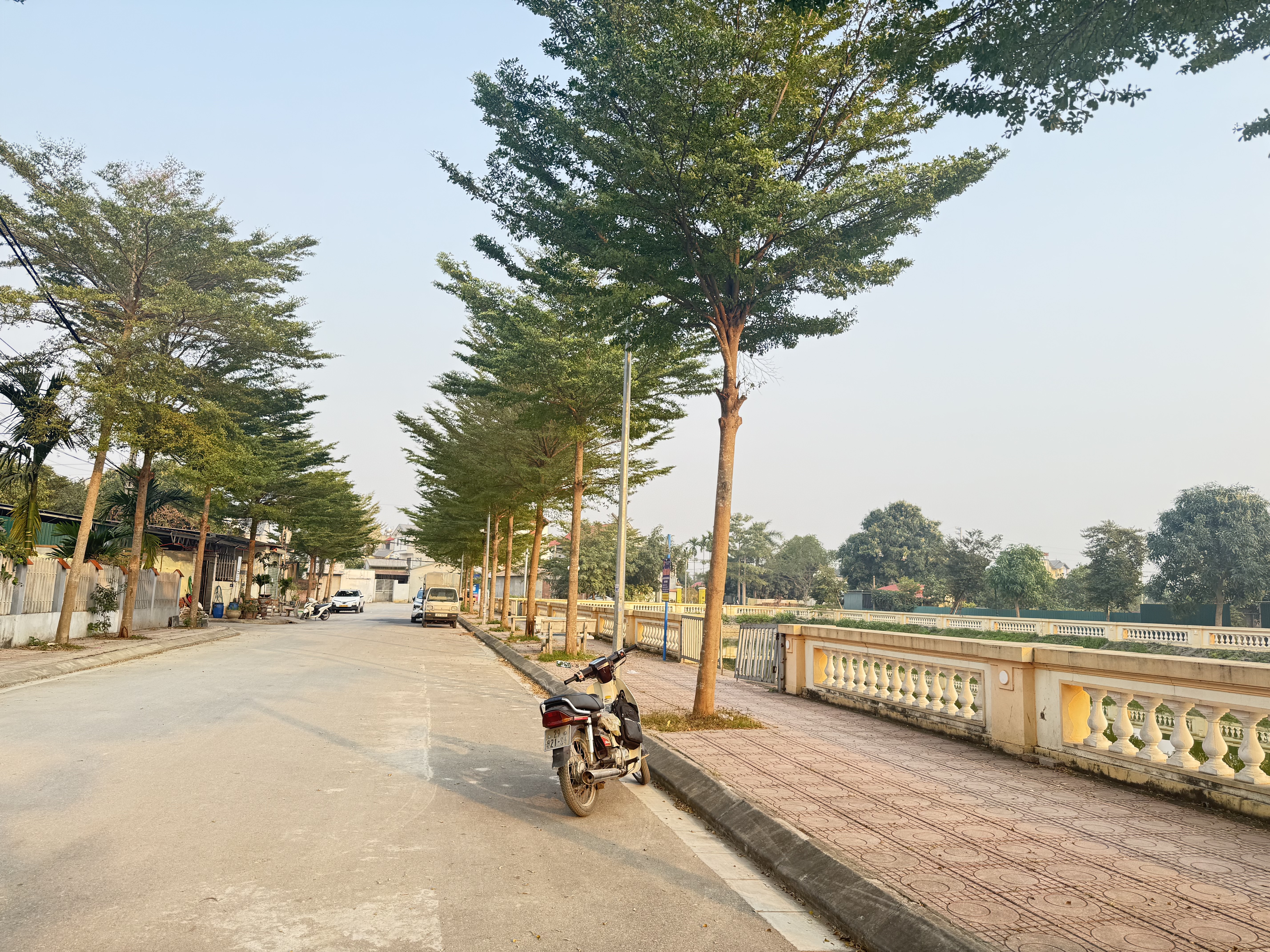 HÀNG XÓM BẮC THĂNG LONG URBAN CITY- OTO ĐỖ CỬA - GẦN HỒ ĐIỀU HOÀ - 300M RA VÕ VĂN KIỆT - NHÔ 3 TỶ