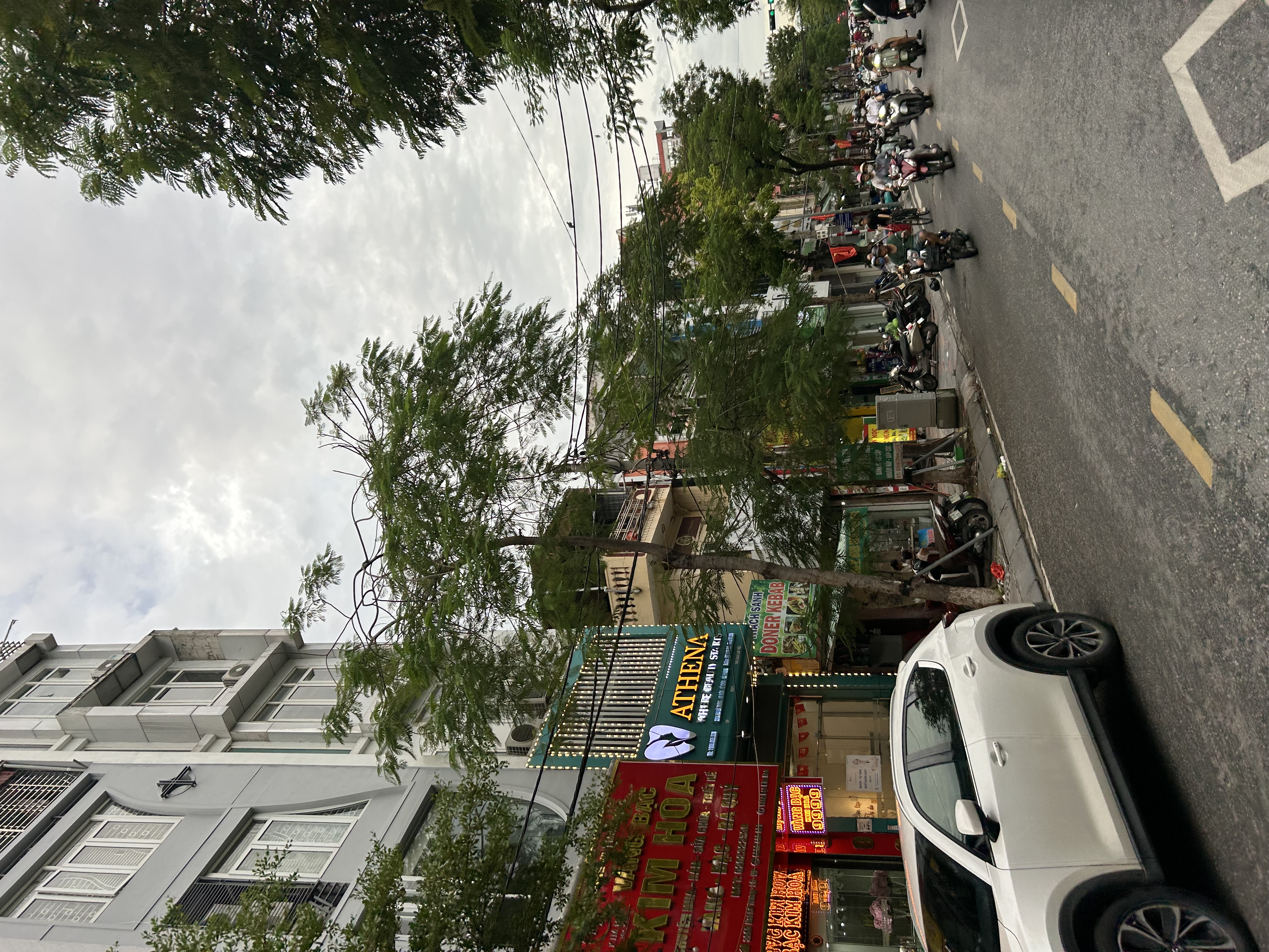 Nhà hiện đại, độc lập giá trị giữa lòng An Đà