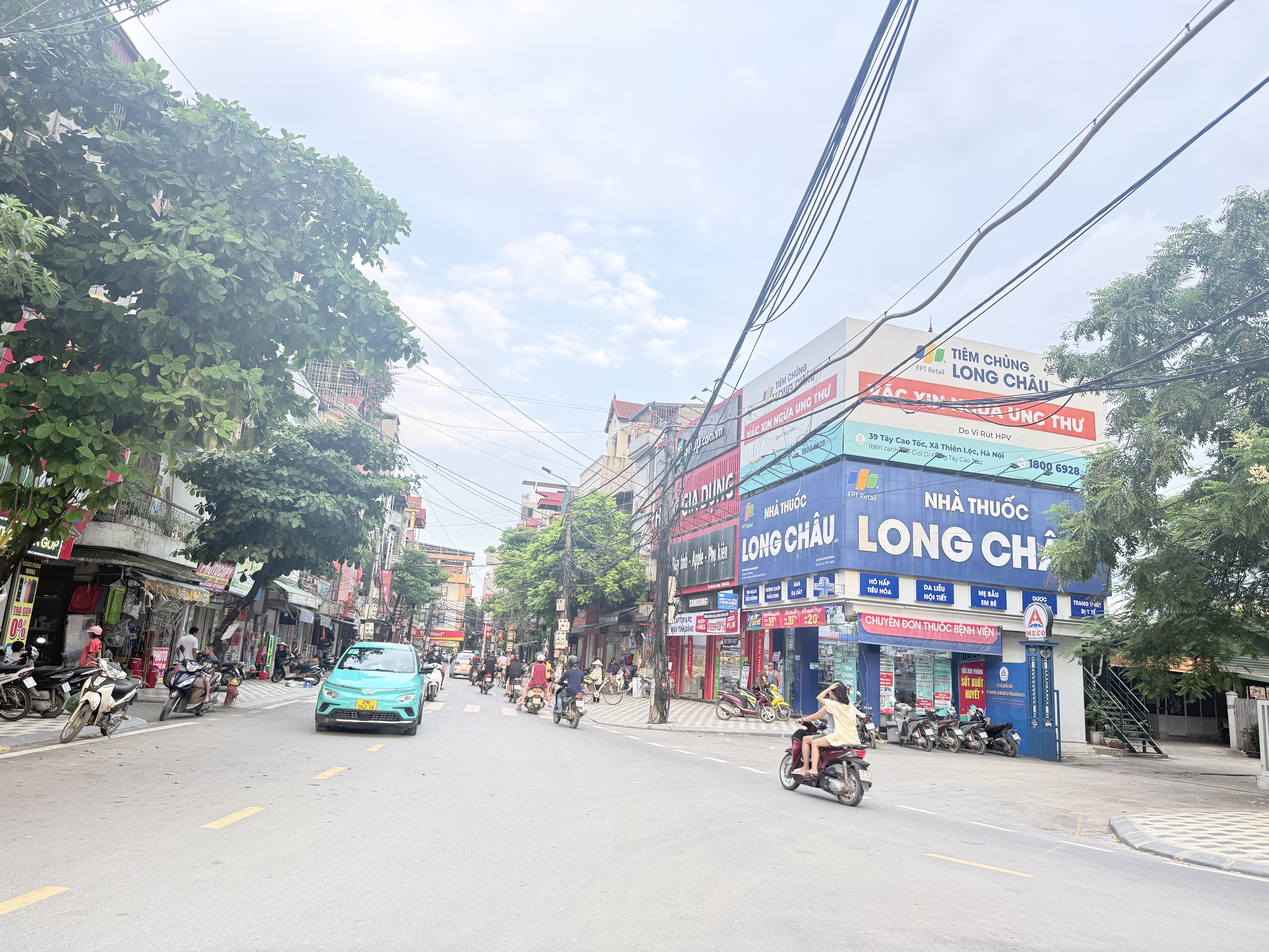MẶT PHỐ CỔ ĐIỂN - VỈA HÈ RỘNG - KINH DOANH SẦM UẤT NGÀY ĐÊM - 3 OTO TRÁNH - SẴN KIOT CHO THUÊ