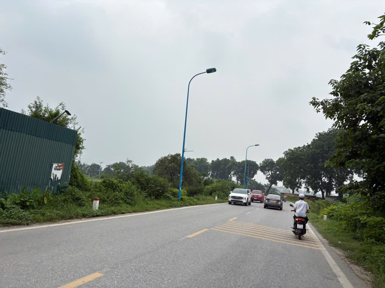 🌺 TP THÔNG MINH - 3 OTO TRÁNH VỈE HÈ RỘNG RÃI - GIÁP TRƯỜNG HỌC ĐẠT CHUẨN QUỐC GIA - CÁCH QL5 100M
