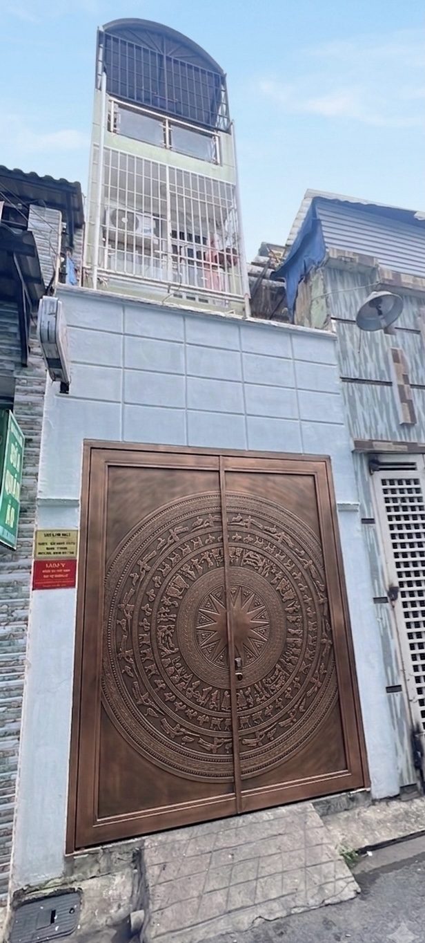 Nhà mặt phố Gò Ô Môi Phú Thuận, Quận 7, giá sốc 137 tỷ