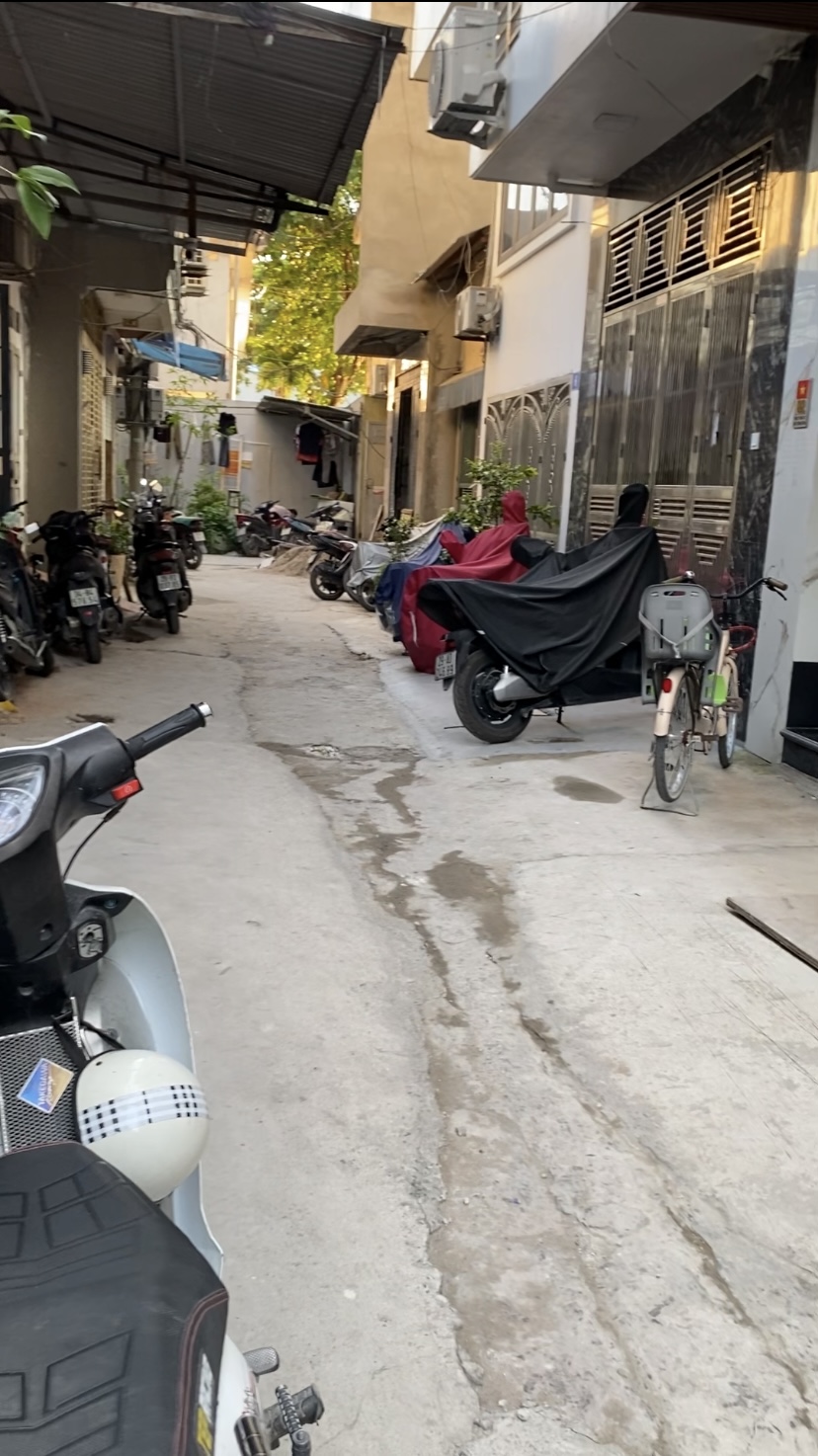 Đất Phân Lô Cán Bộ nhà Máy A34, Cạnh rox tower Goldmark , otto , 300m ra Hồ Tùng Mẫu