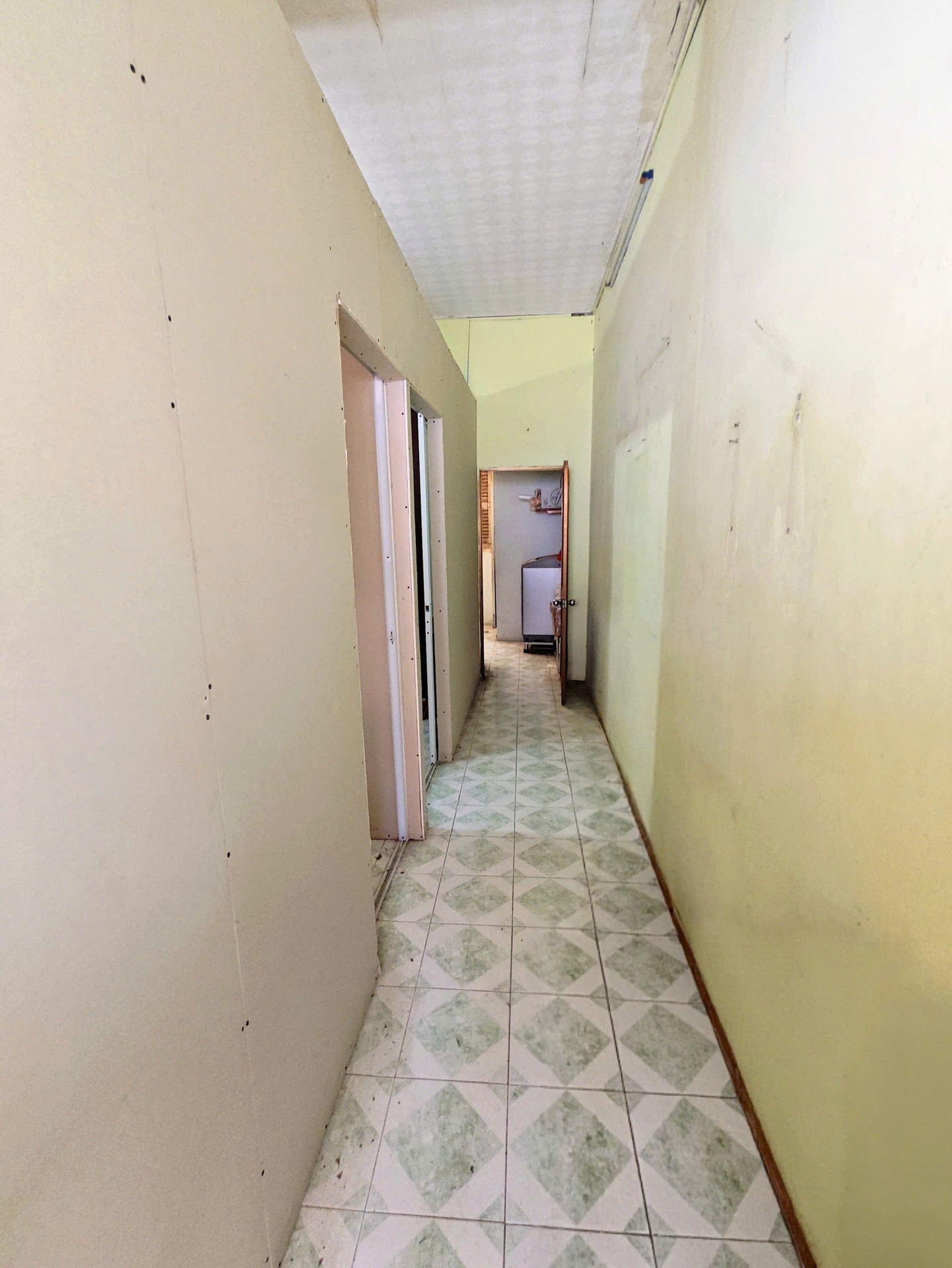Nhà 2 tầng Đường Đồng Đen - Giá hấp dẫn, tiện ích đầy đủ
