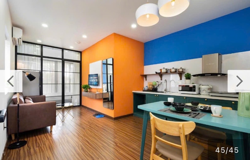 Bán nhà mặt phố 8 tầng sang trọng, gần chợ Bến Thành, quận 1, diện tích 83m²