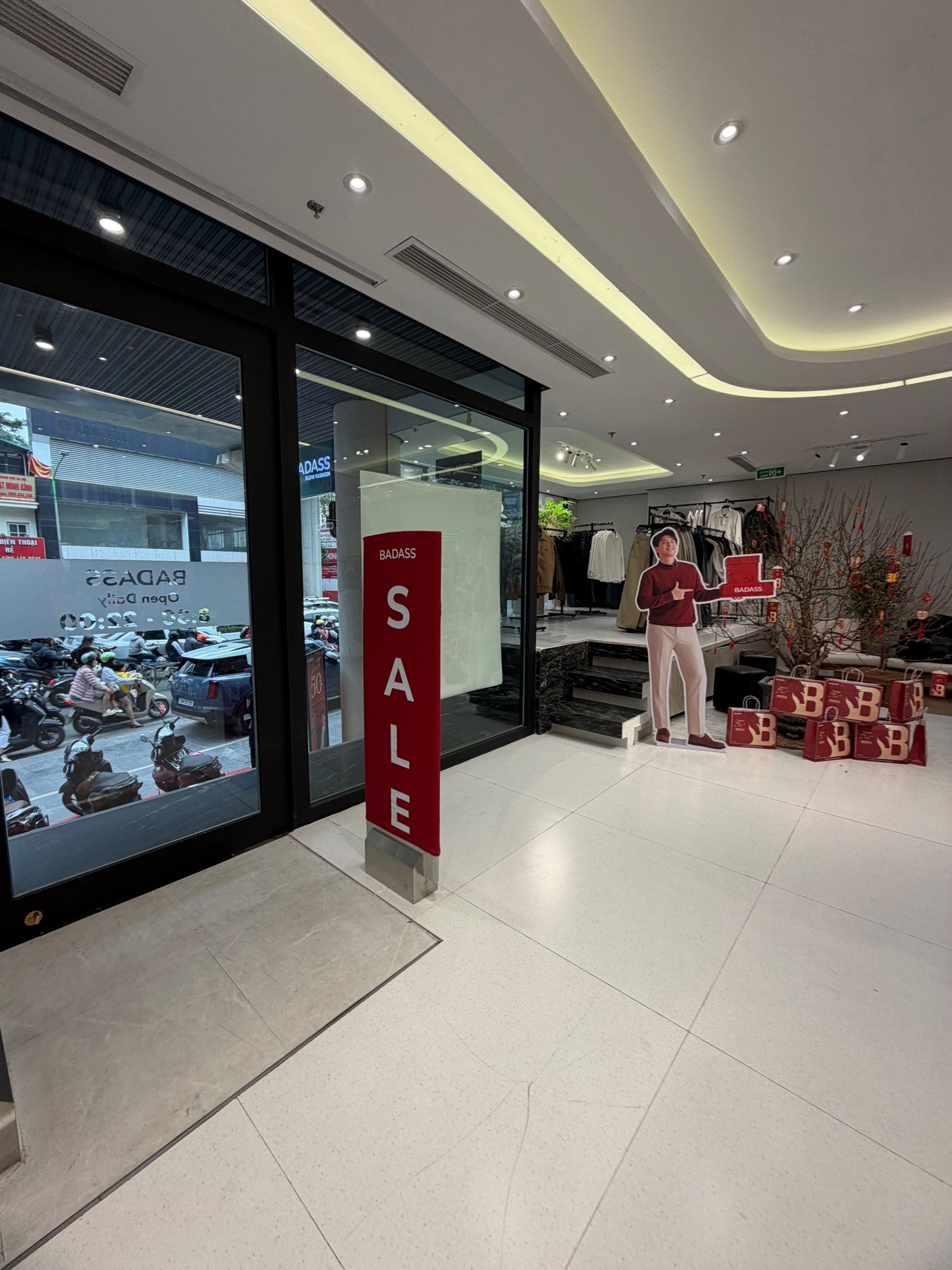 Siêu phẩm nhà mặt phố VIP tại quận Cầu Giấy với 9 tầng và 2 tầng hầm