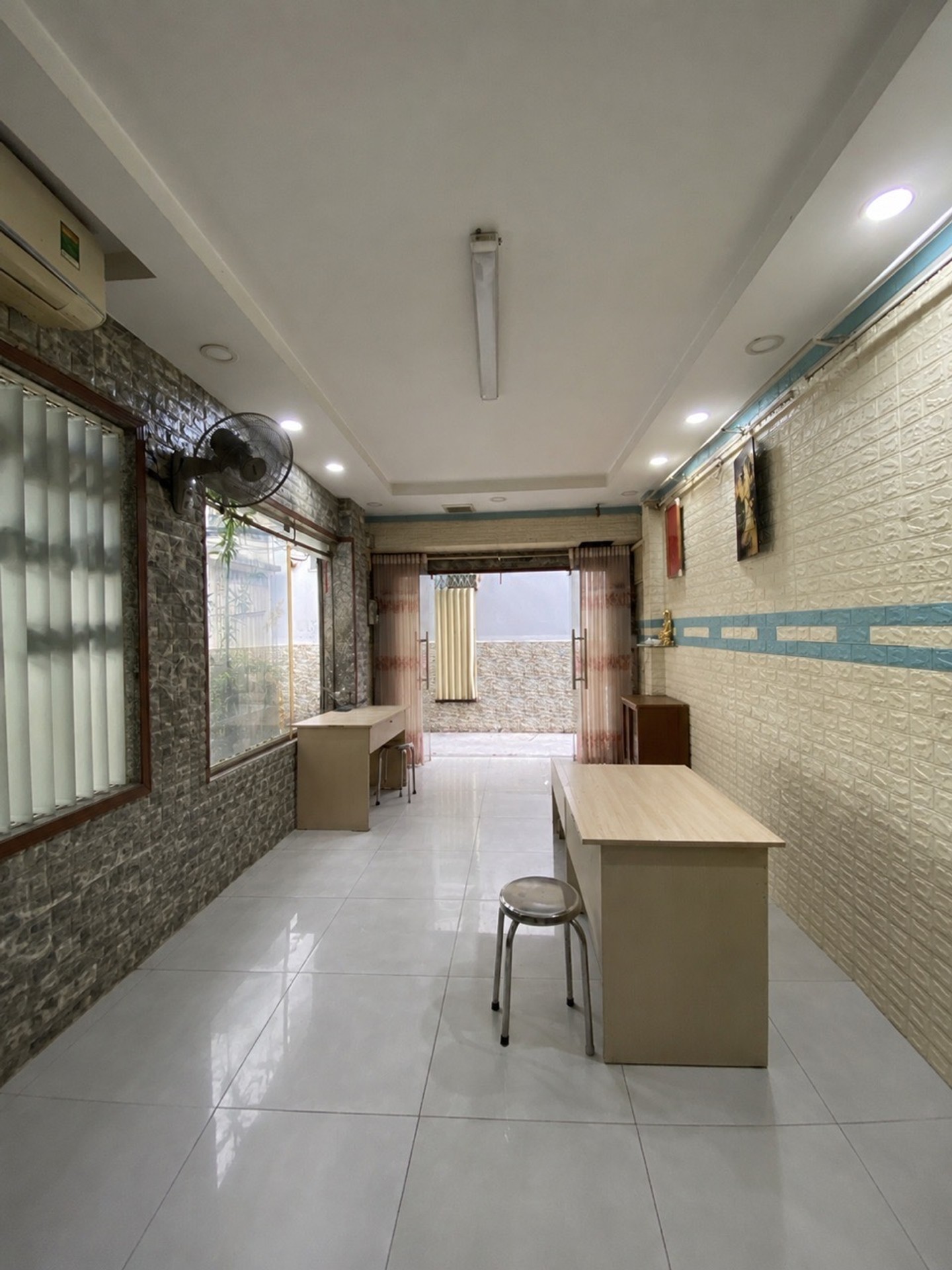Căn Nhà Góc Hai Mặt Thoáng Đẳng Cấp Trên Tuyến Đường Điện Biên Phủ Quận 10