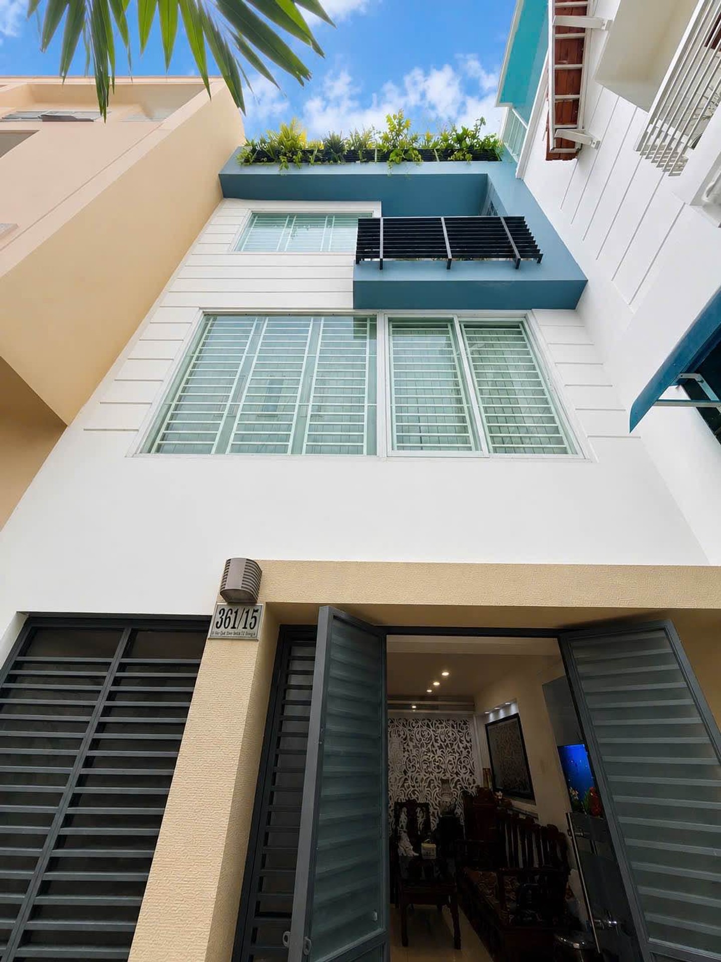 Nhà 4 tầng hiếm hoi ở Nguyễn Đình Chiểu, quận 3