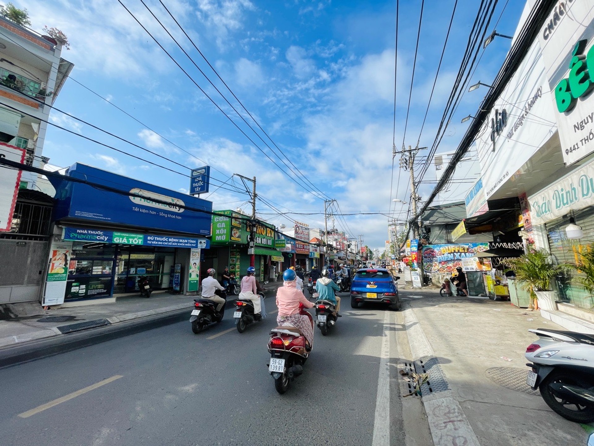 Nhà mặt phố Thống Nhất giá tốt sinh lời ngay