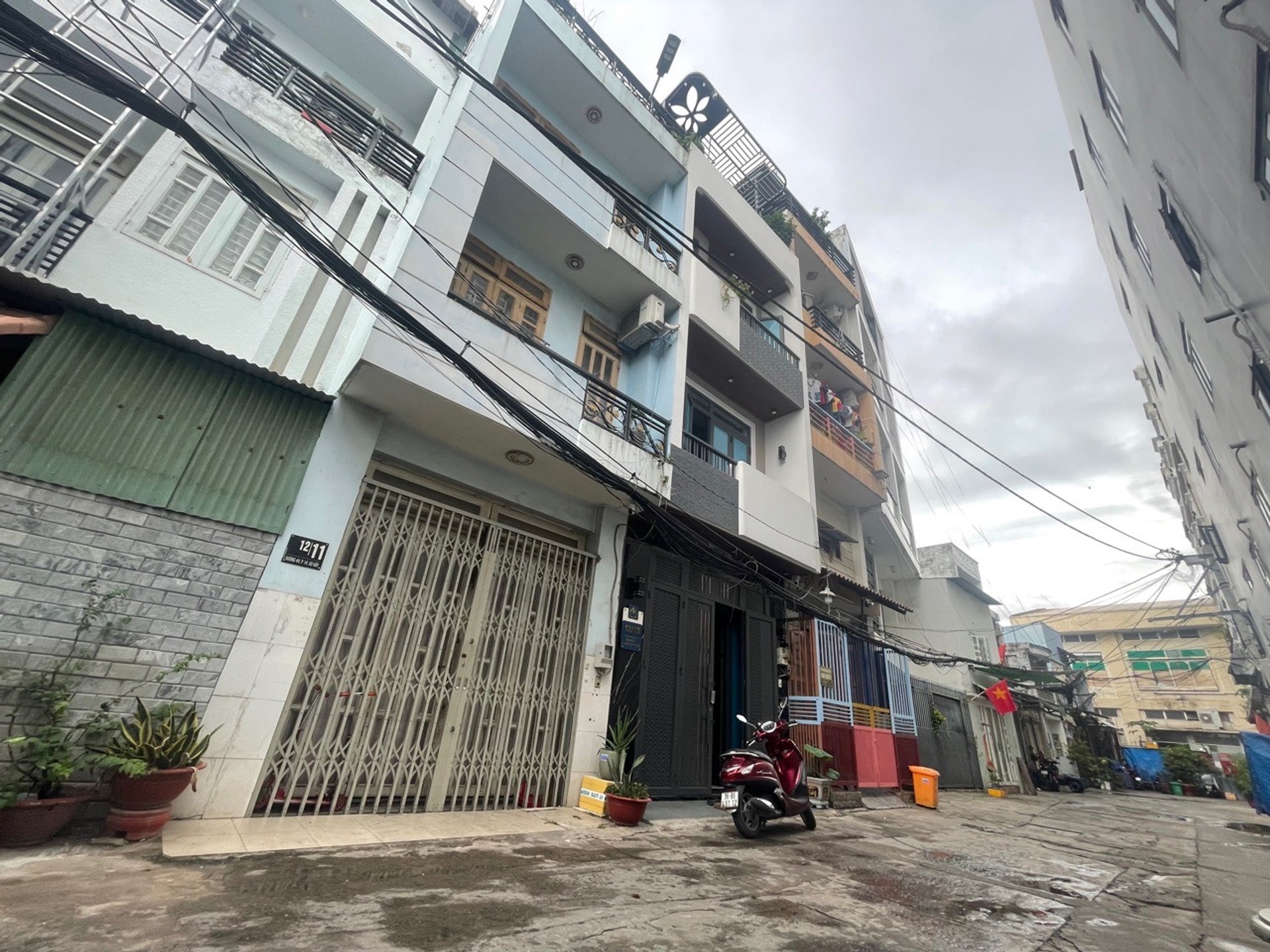 Nhà Cấp 4 Hiện Đại Gần Emart Phan Huy Ích - View Kênh Tham Lương