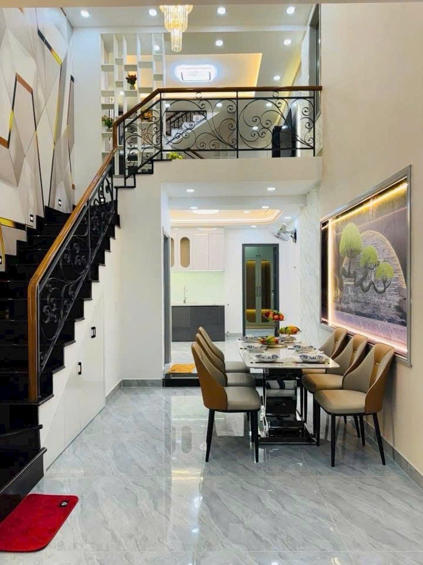Nhà 5 tầng tiện nghi, nội thất xịn, Gò Vấp giá sốc