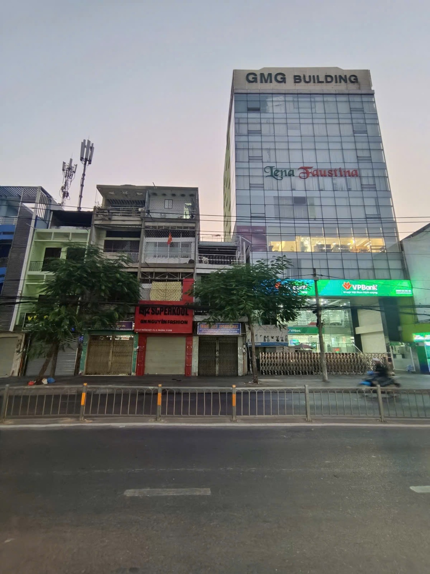 MTKD SIÊU ĐỈNH LÝ THƯỜNG KIỆT, TÂN BÌNH - GẦN 400M2 - NGANG GẦN 10M - CHO THUÊ 90 TRIỆU - SỔ NỞ HẬU