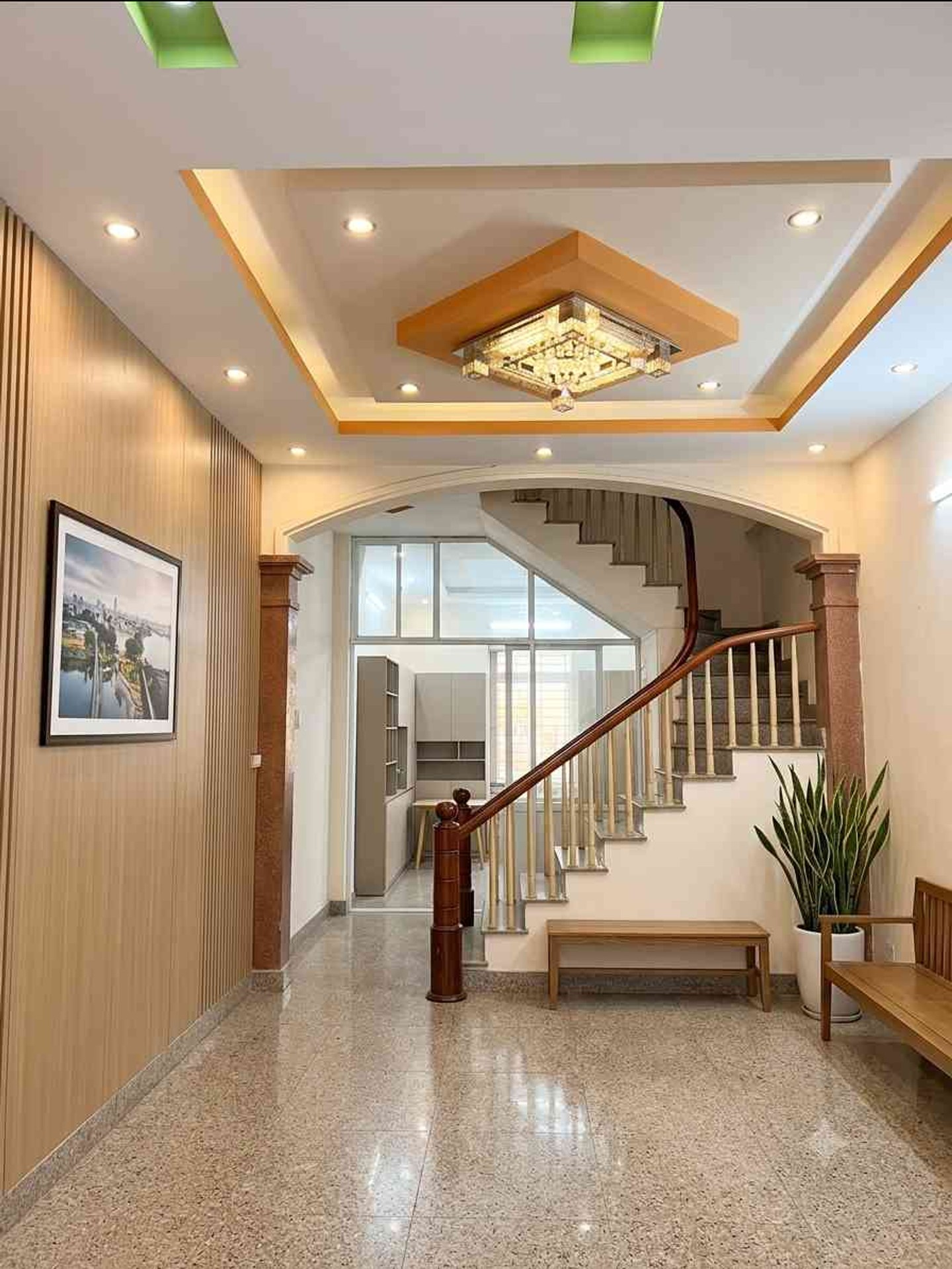 Bán nhà 5 tầng Mỗ Lao, quận trung tâm, giá 9.98 tỷ