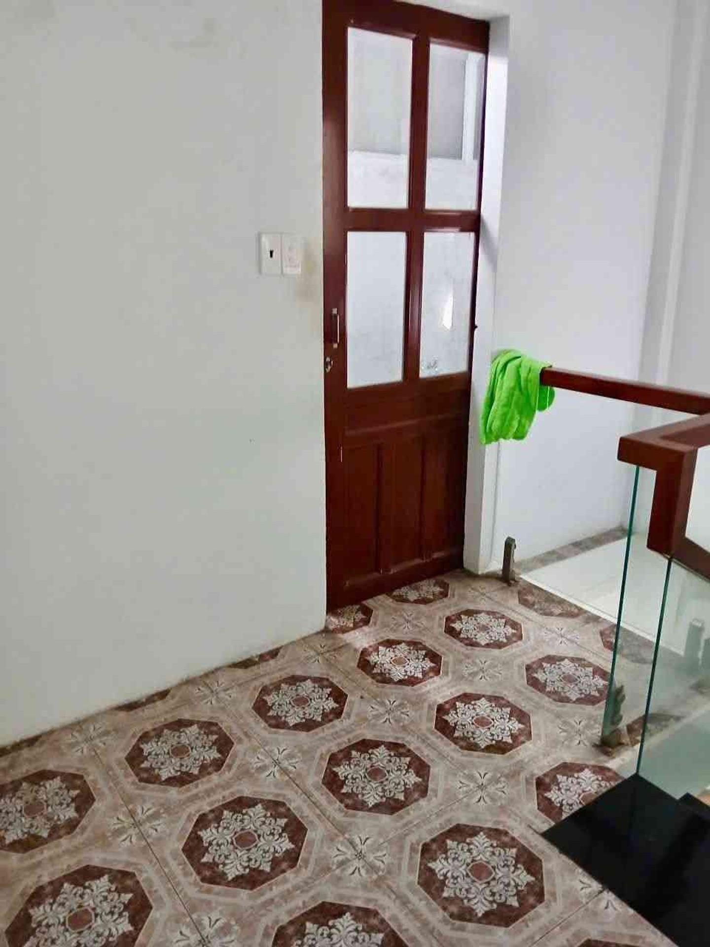Nhà 2 tầng 40m2 khu Phạm Văn Bạch giá 4.5 tỷ thương lượng
