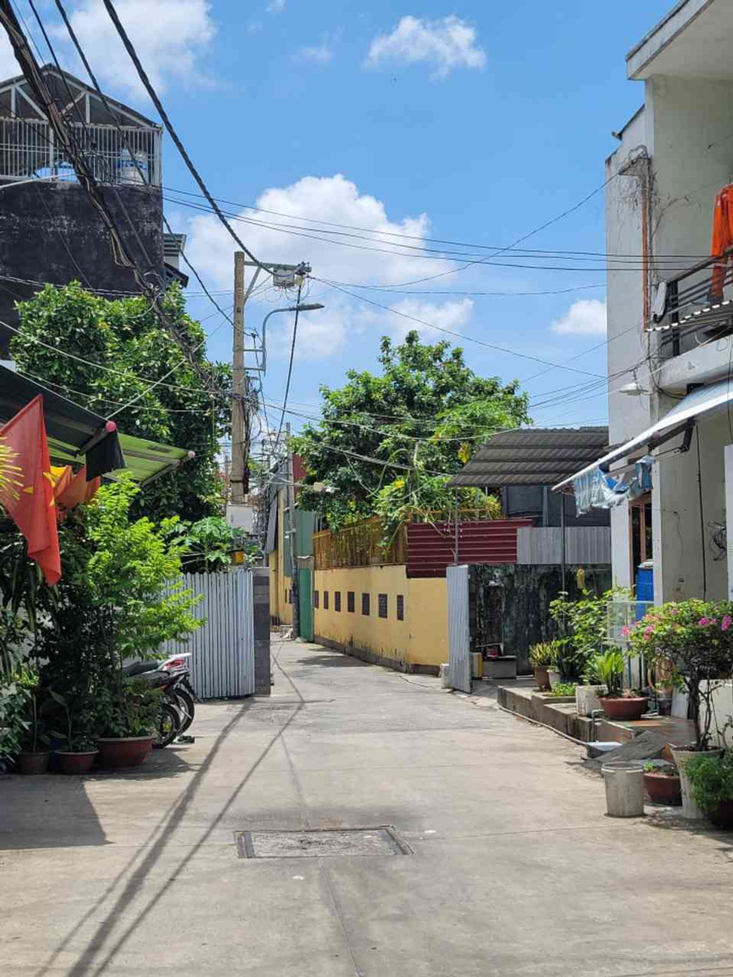 🏡30M RA MẶT TIỀN PHẠM VĂN CHIÊU, P.8, GÒ VẤP. HXH QUAY ĐẦU GẦN EMART. DT 4×11M VUÔNG VỨC, 4 TẦNG.