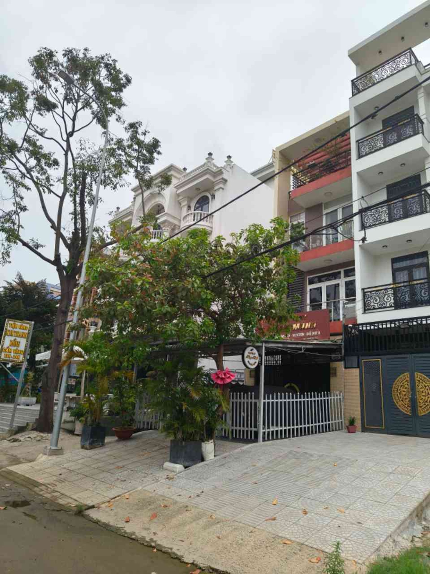 Bán đất 81m2 hướng Đông Nam tại Khu dân cư Phong Phú 5 đối diện bến xe quận 8